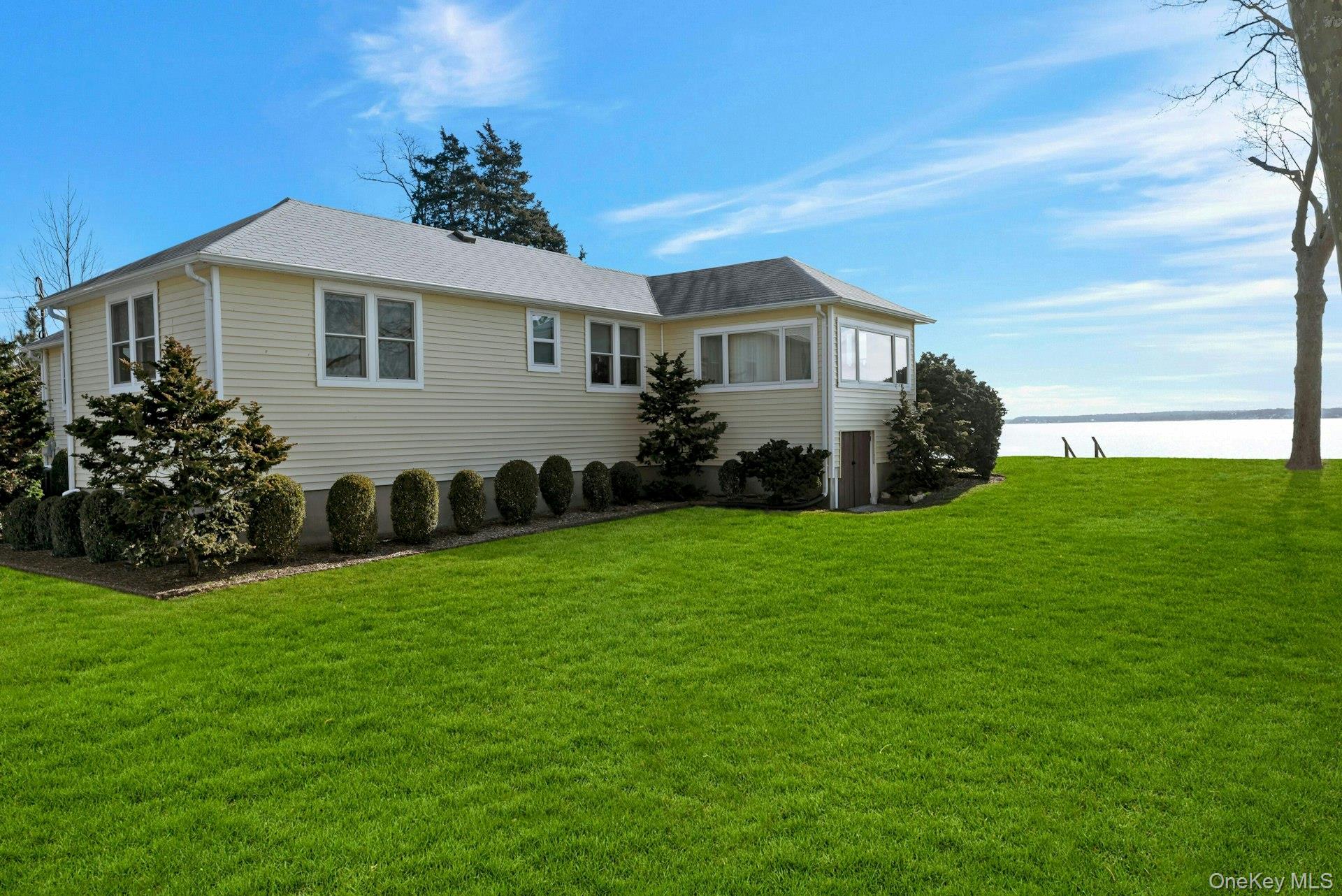 105 Lockitt Drive, Jamesport, NY 11947