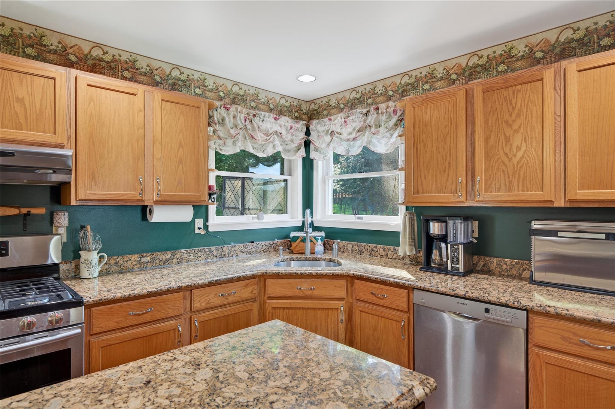 11 Whitman Place, Monroe, NY 10950