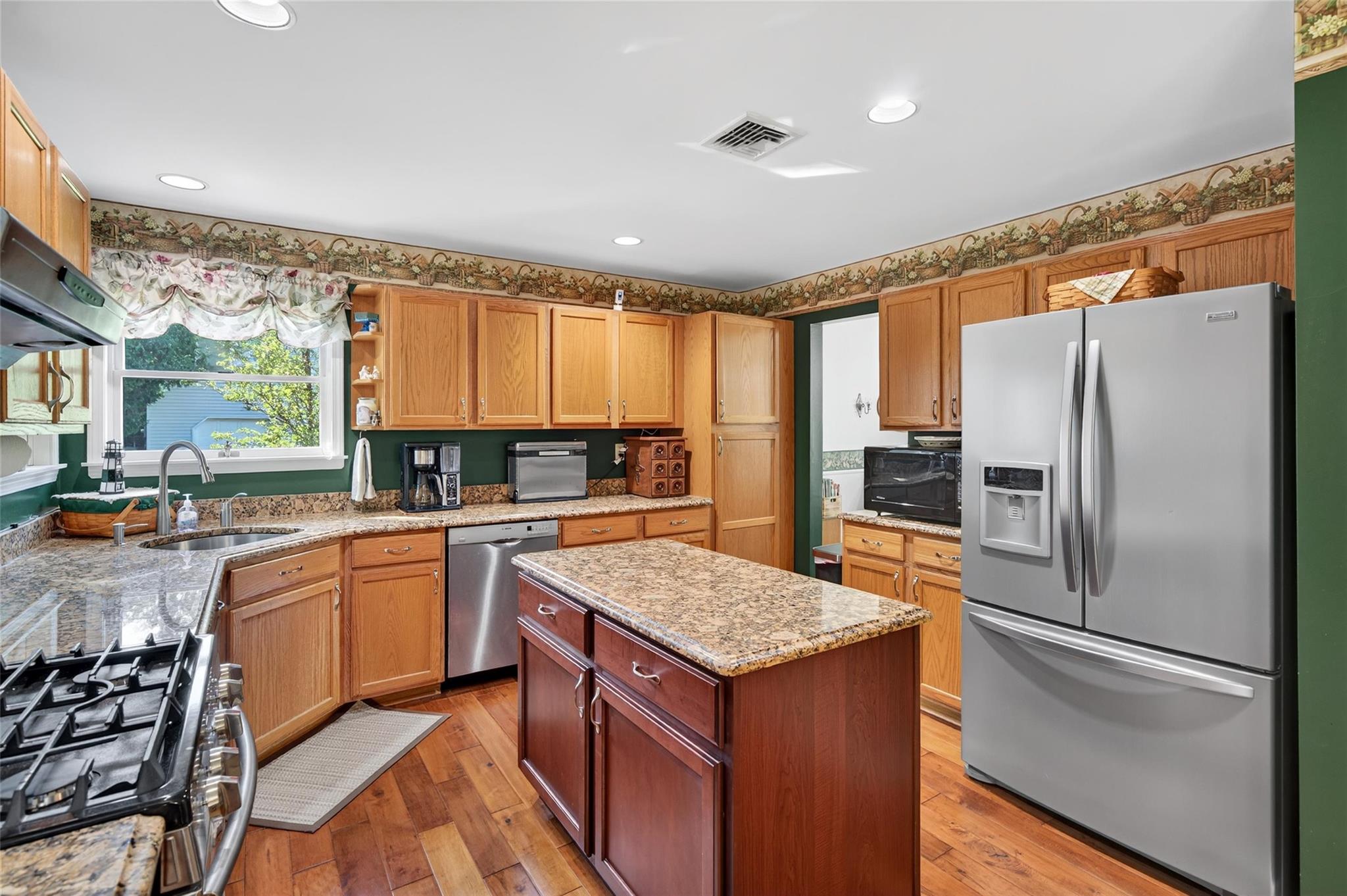 11 Whitman Place, Monroe, NY 10950