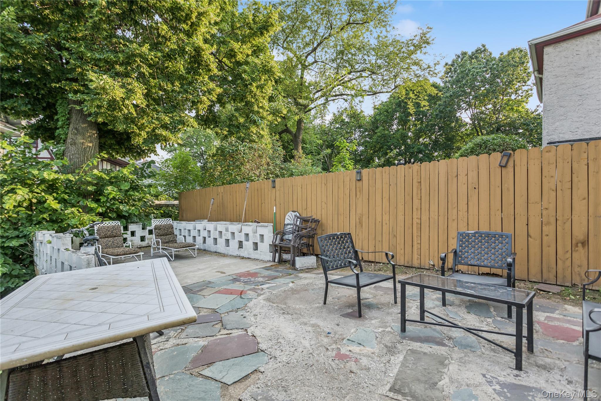 222 E 4th Street, Mount Vernon, NY 10553