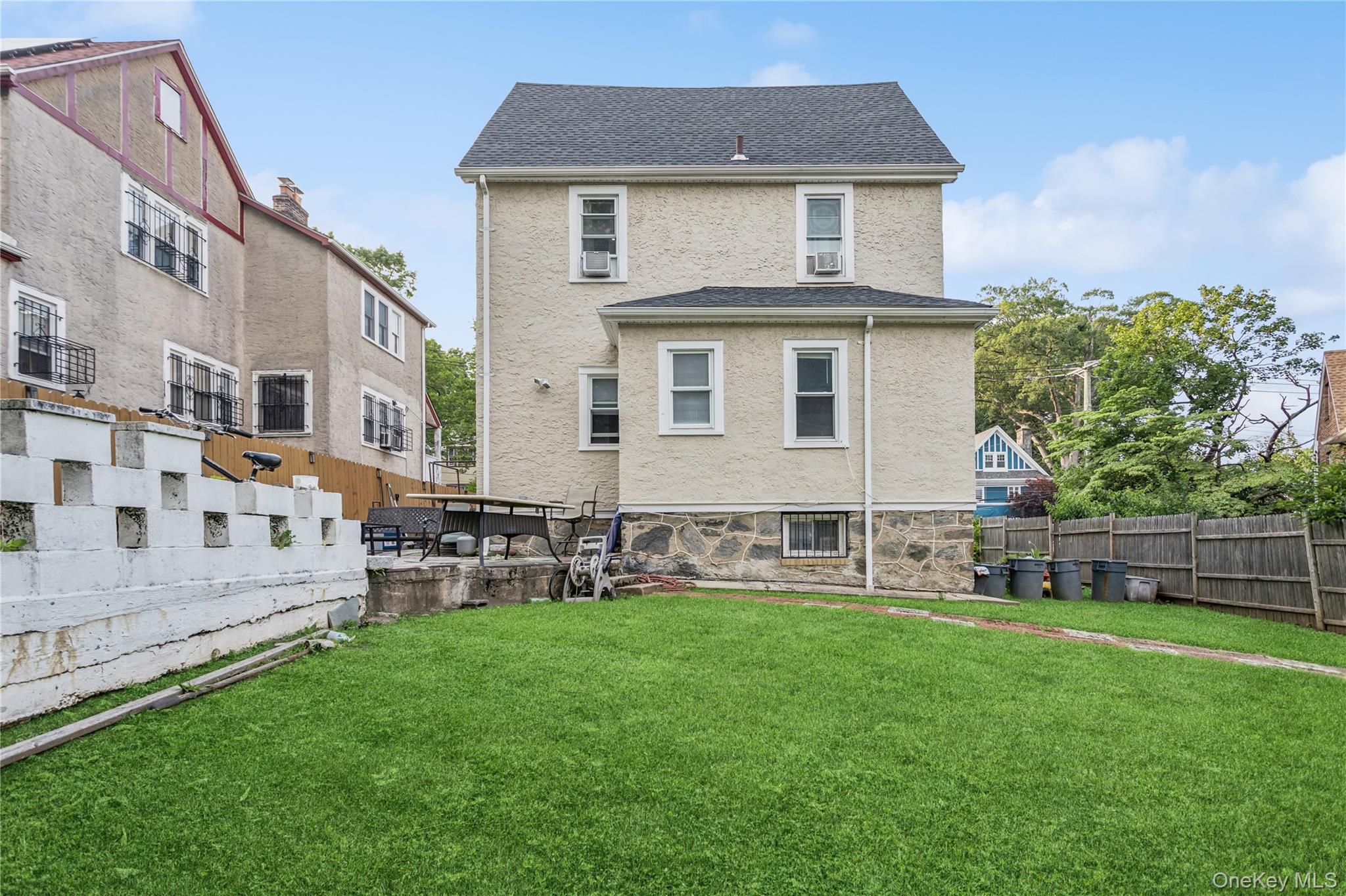 222 E 4th Street, Mount Vernon, NY 10553