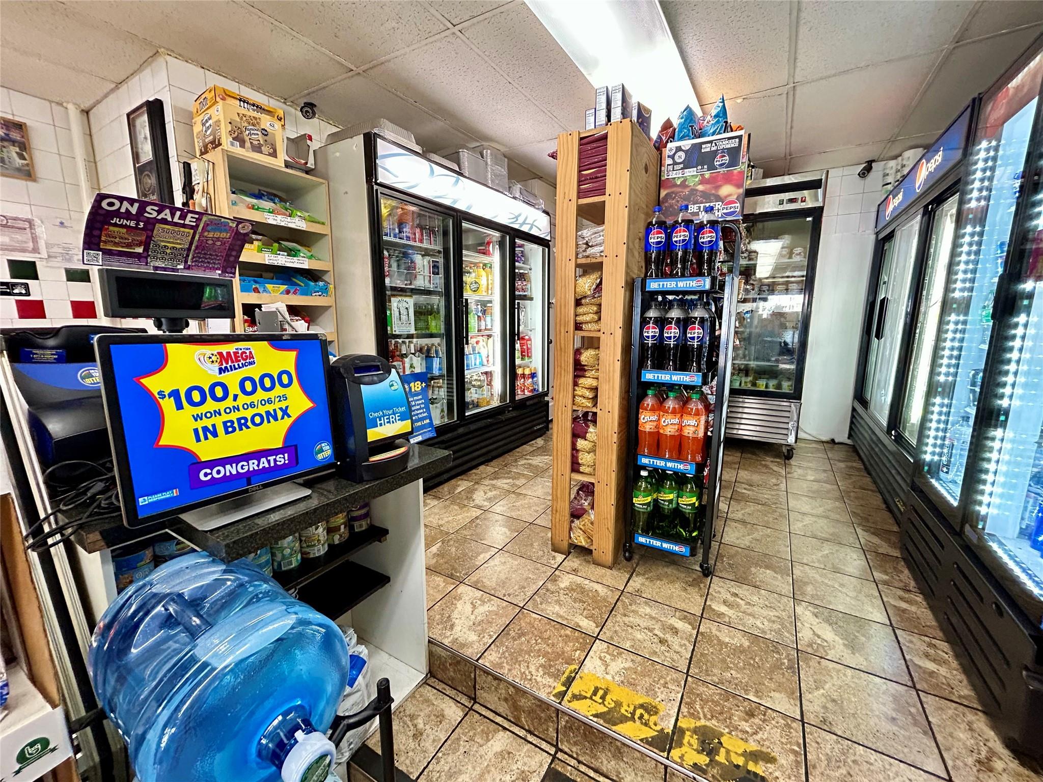 3148 Ampere Avenue, Bronx, NY 10465