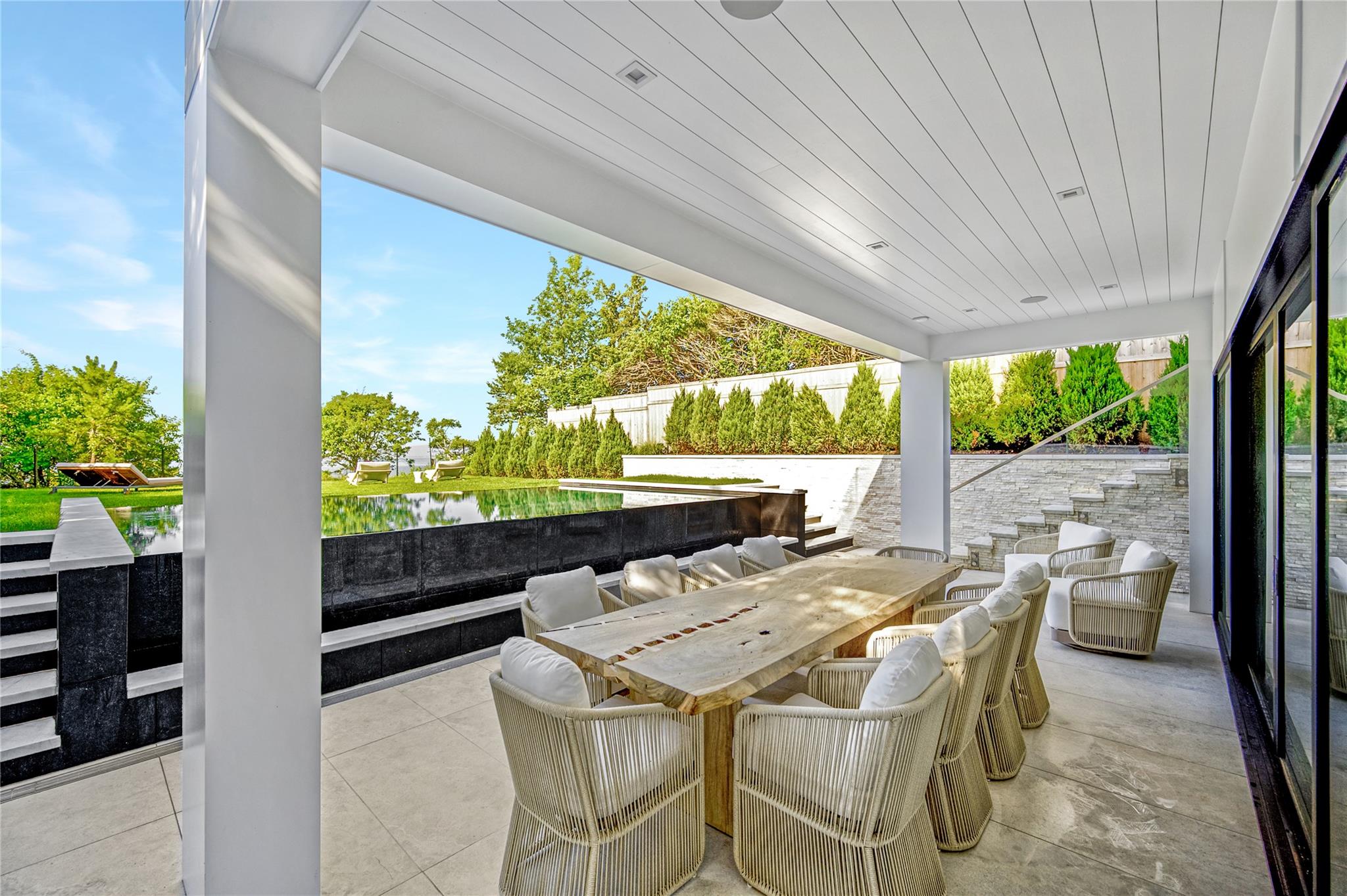 40 Oceanview Drive, Southampton, NY 11968