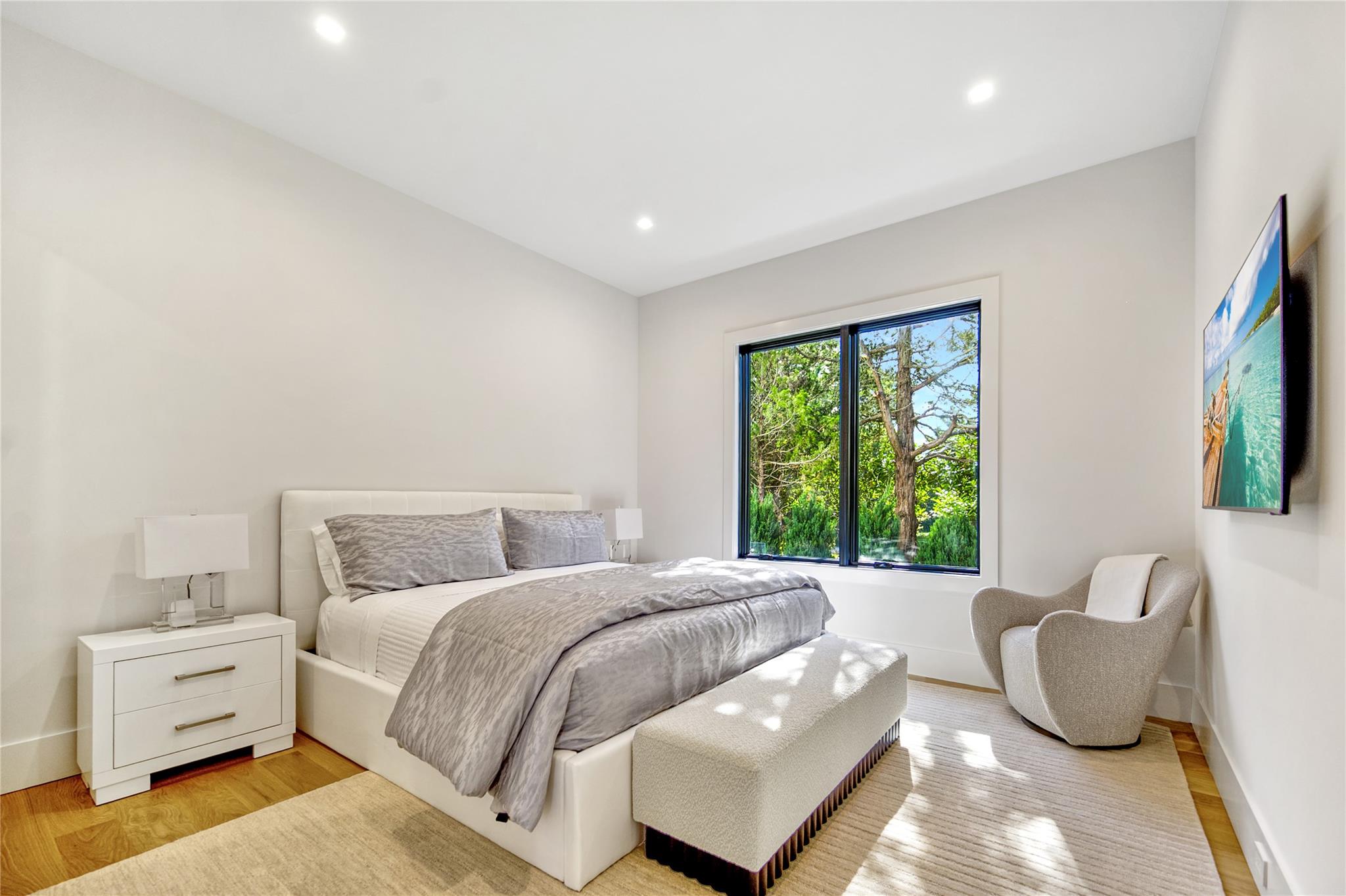 40 Oceanview Drive, Southampton, NY 11968