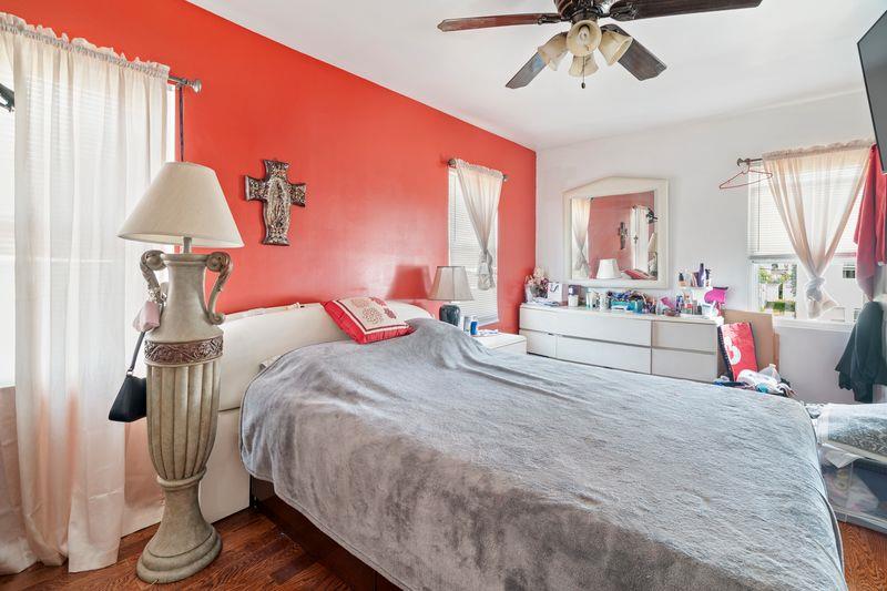 11416 James Court, Jamaica, NY 11434