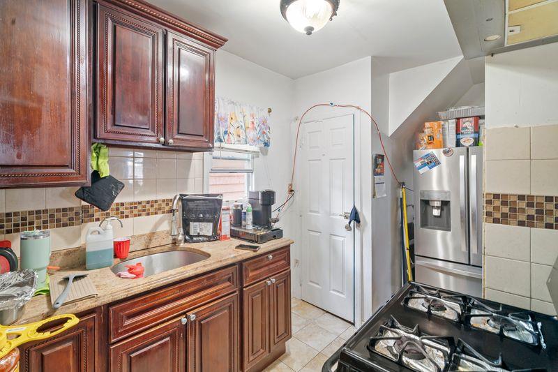 11416 James Court, Jamaica, NY 11434