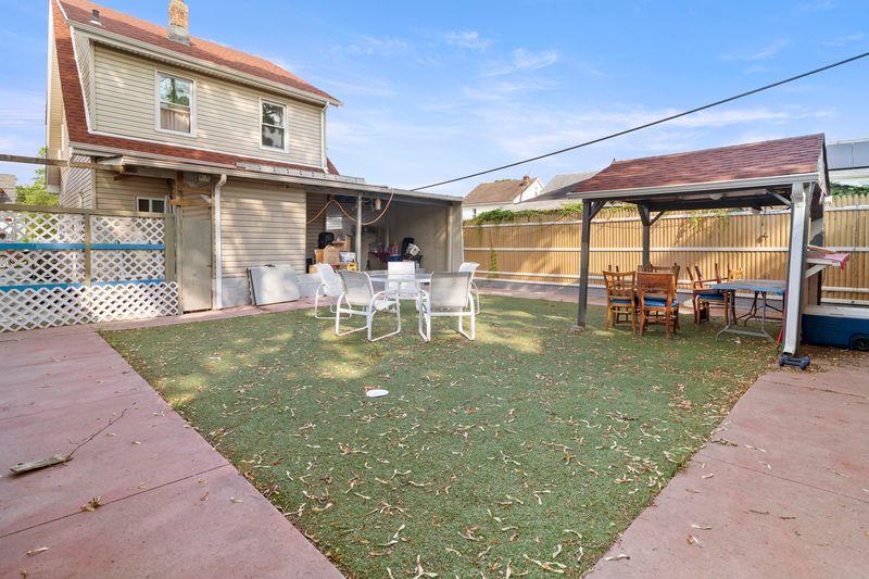 11416 James Court, Jamaica, NY 11434