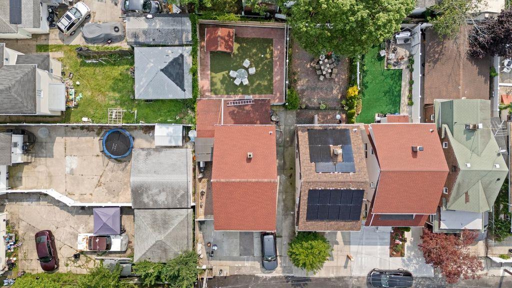 11416 James Court, Jamaica, NY 11434