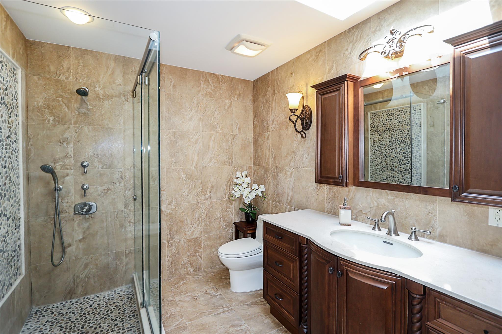 19 Marietta Road, Glen Cove, NY 11542