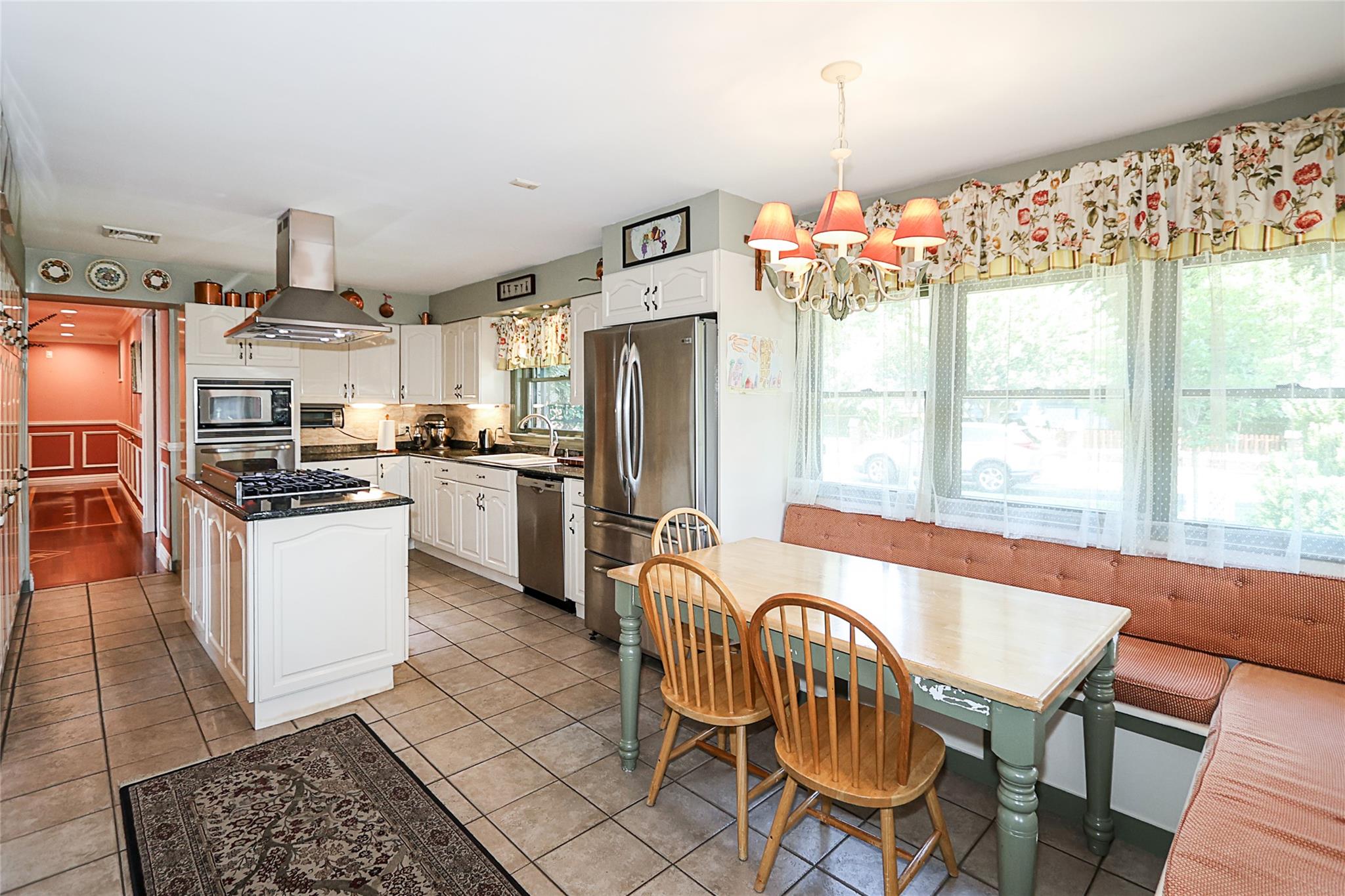 19 Marietta Road, Glen Cove, NY 11542