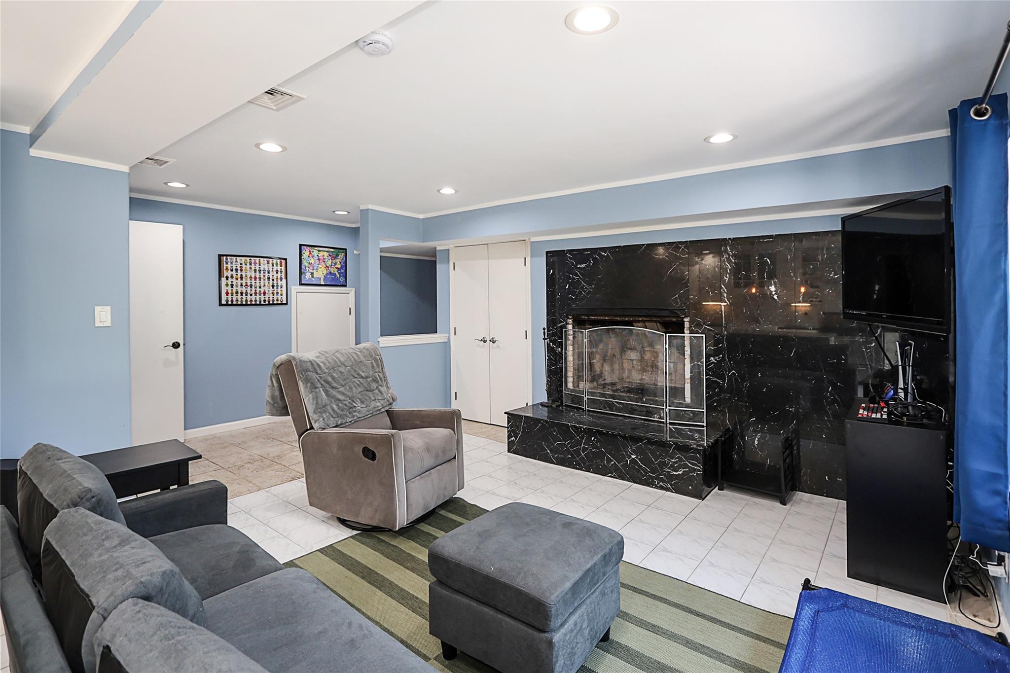 19 Marietta Road, Glen Cove, NY 11542