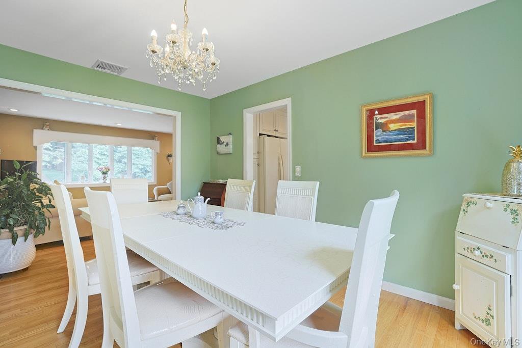 15 Augur Road, Airmont, NY 10901