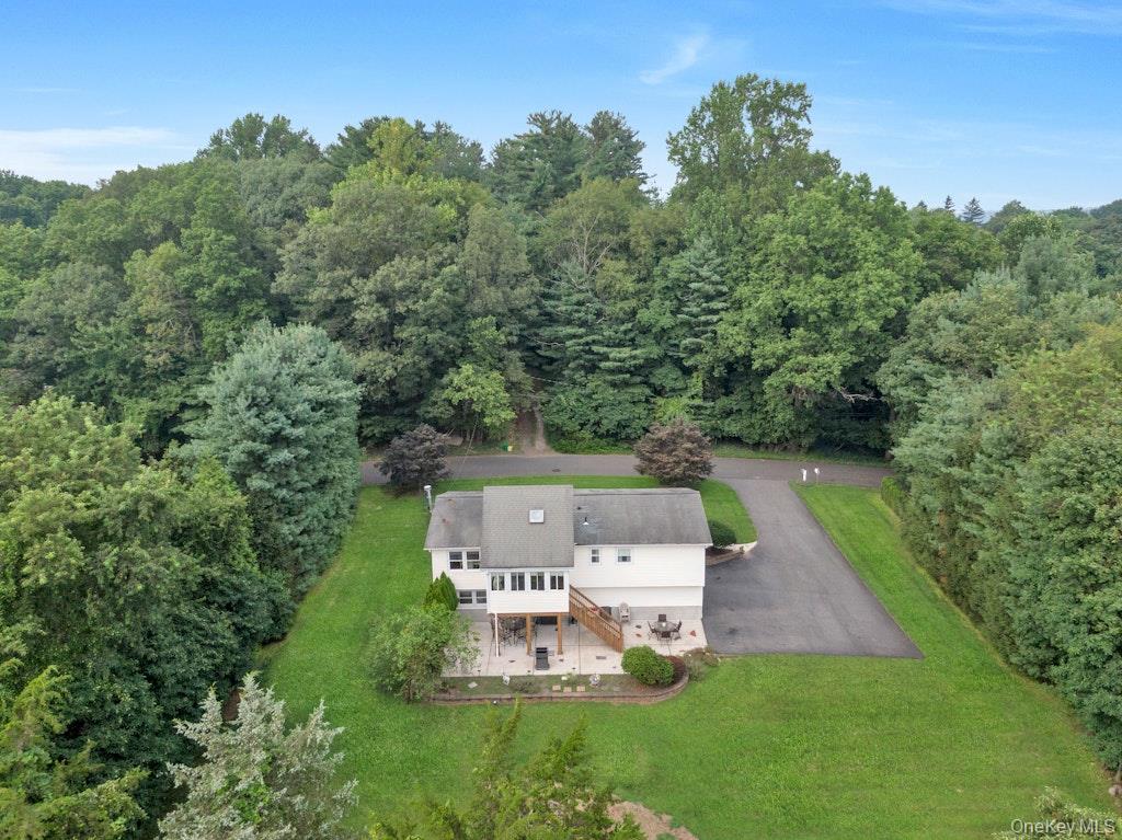 15 Augur Road, Airmont, NY 10901