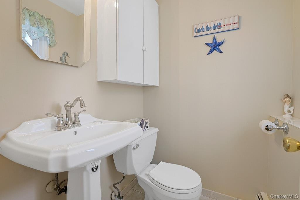 15 Augur Road, Airmont, NY 10901