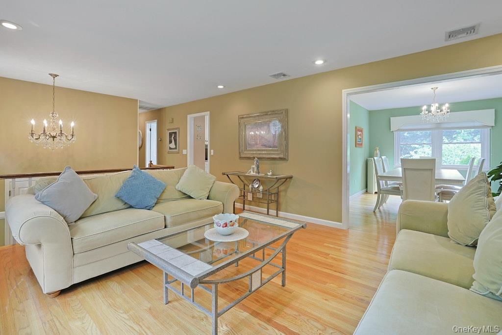 15 Augur Road, Airmont, NY 10901