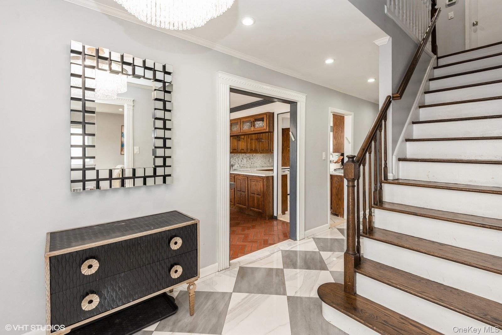 729 Wilson St, North Woodmere, NY 11581