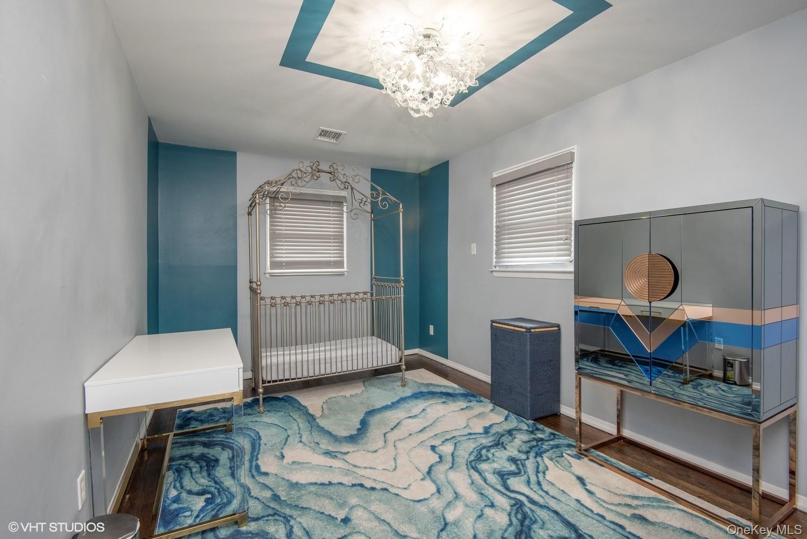 729 Wilson St, North Woodmere, NY 11581