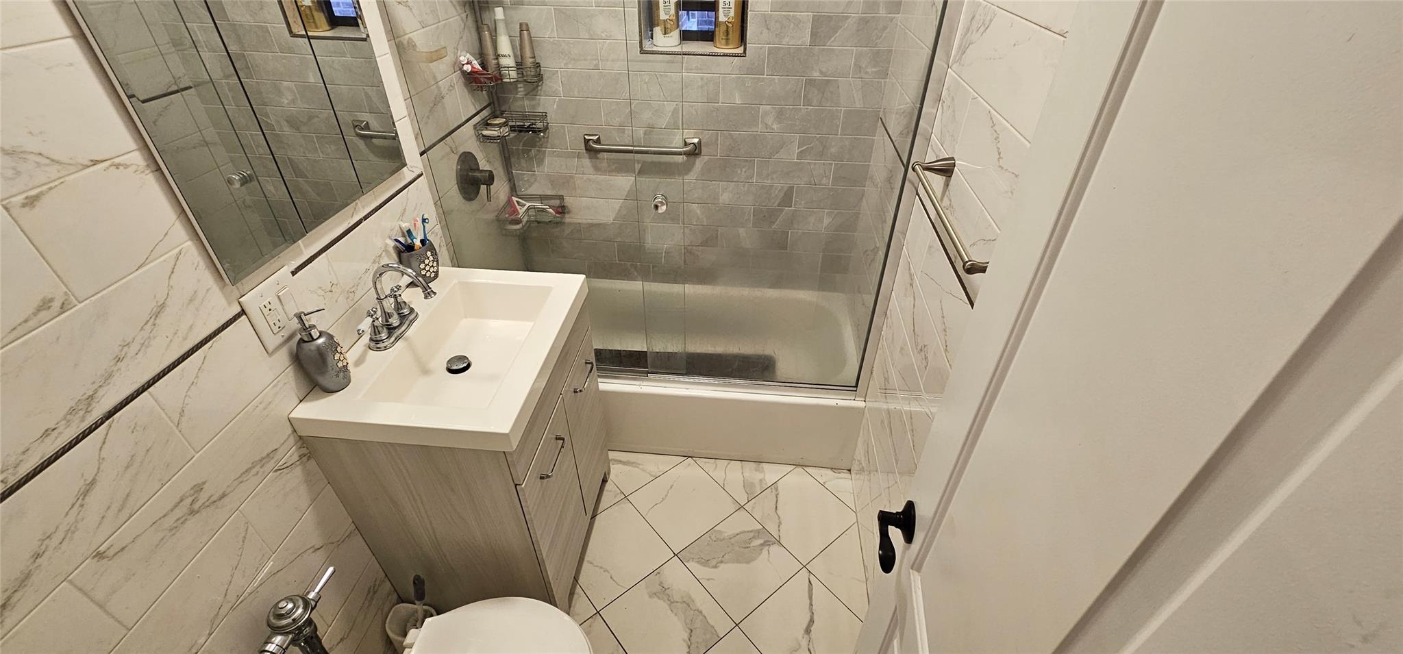 3344 Junction Boulevard # 2X, Jackson Heights, NY 11372