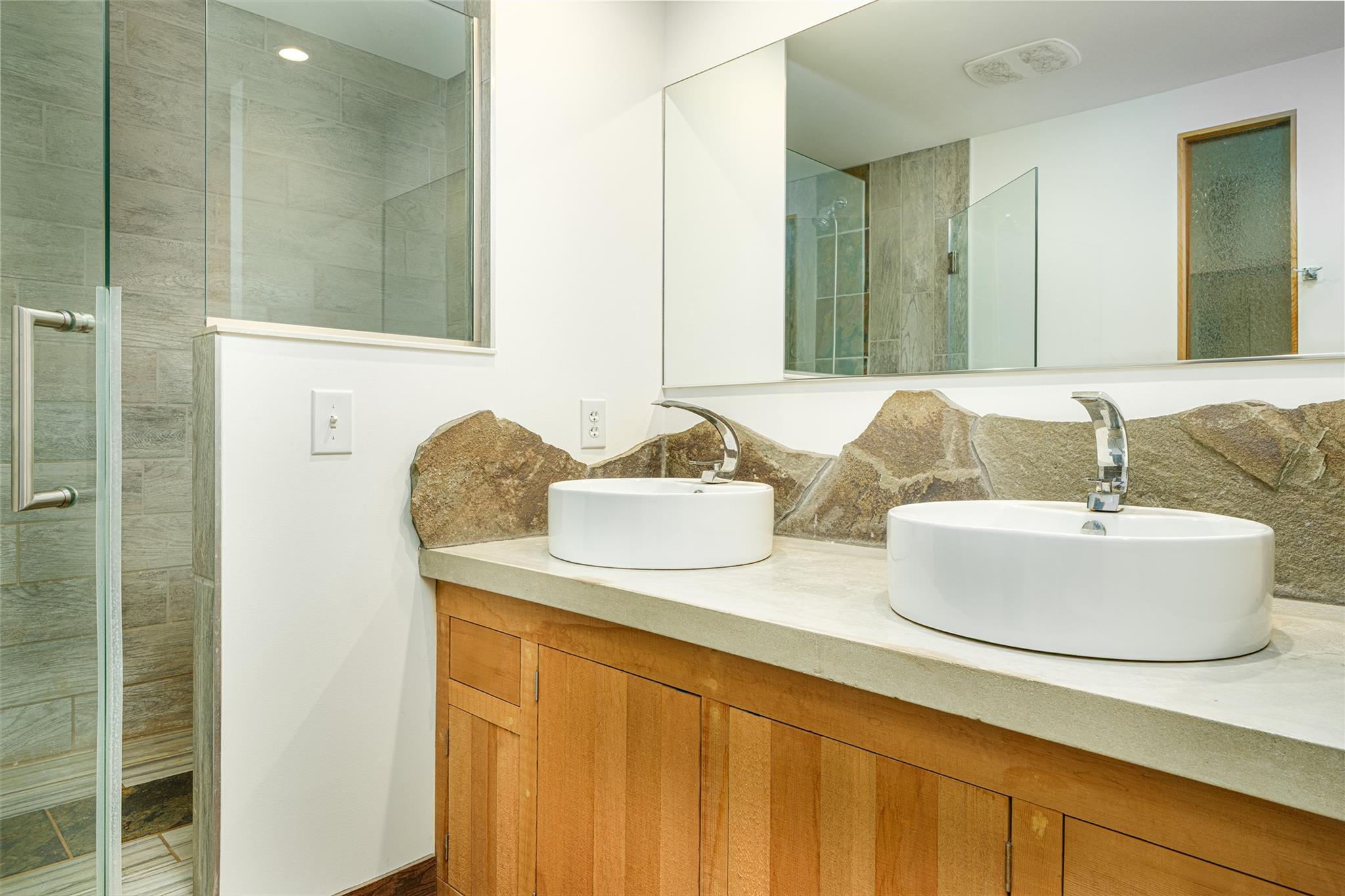 4923 County Highway 36, Denver, NY 12421