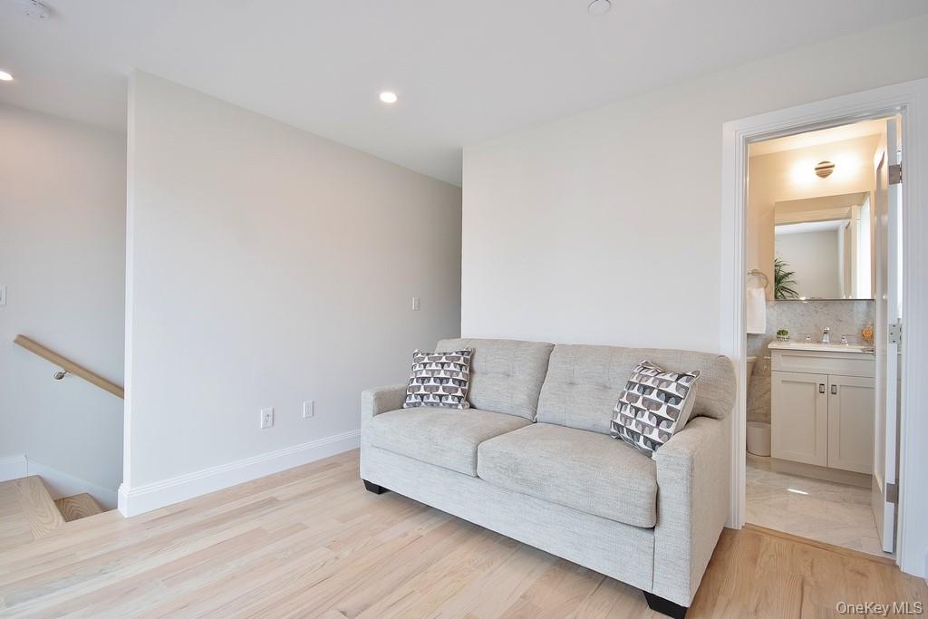 46 Andrews Lane, Sleepy Hollow, NY 10591