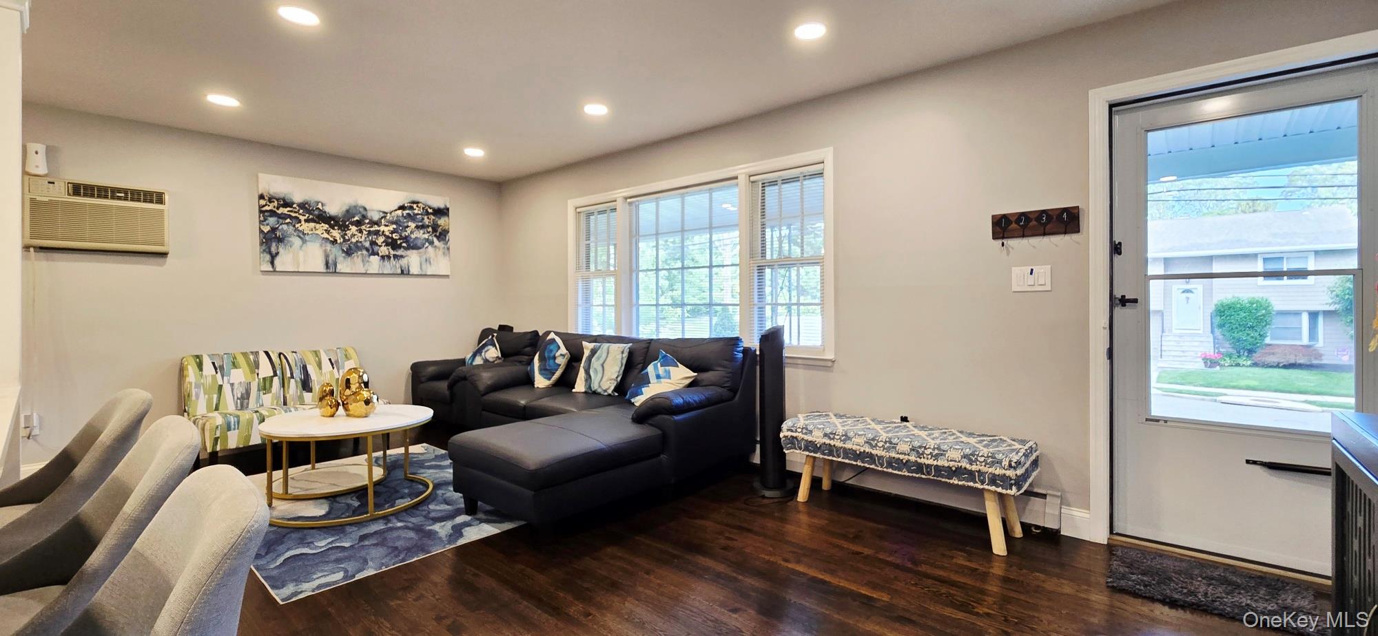 27 Nichols Road, Huntington Station, NY 11746