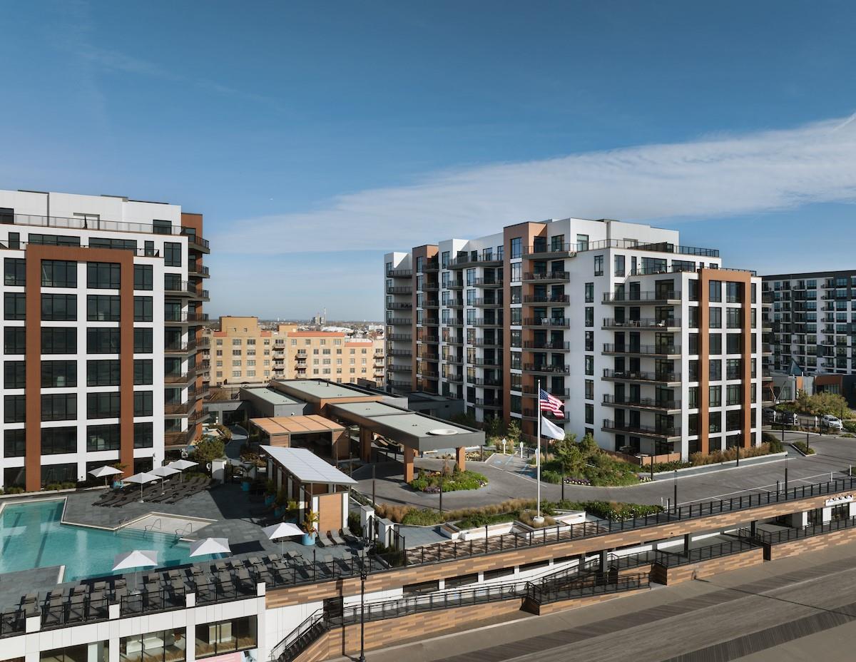 140 Boardwalk # L5B, Long Beach, NY 11561