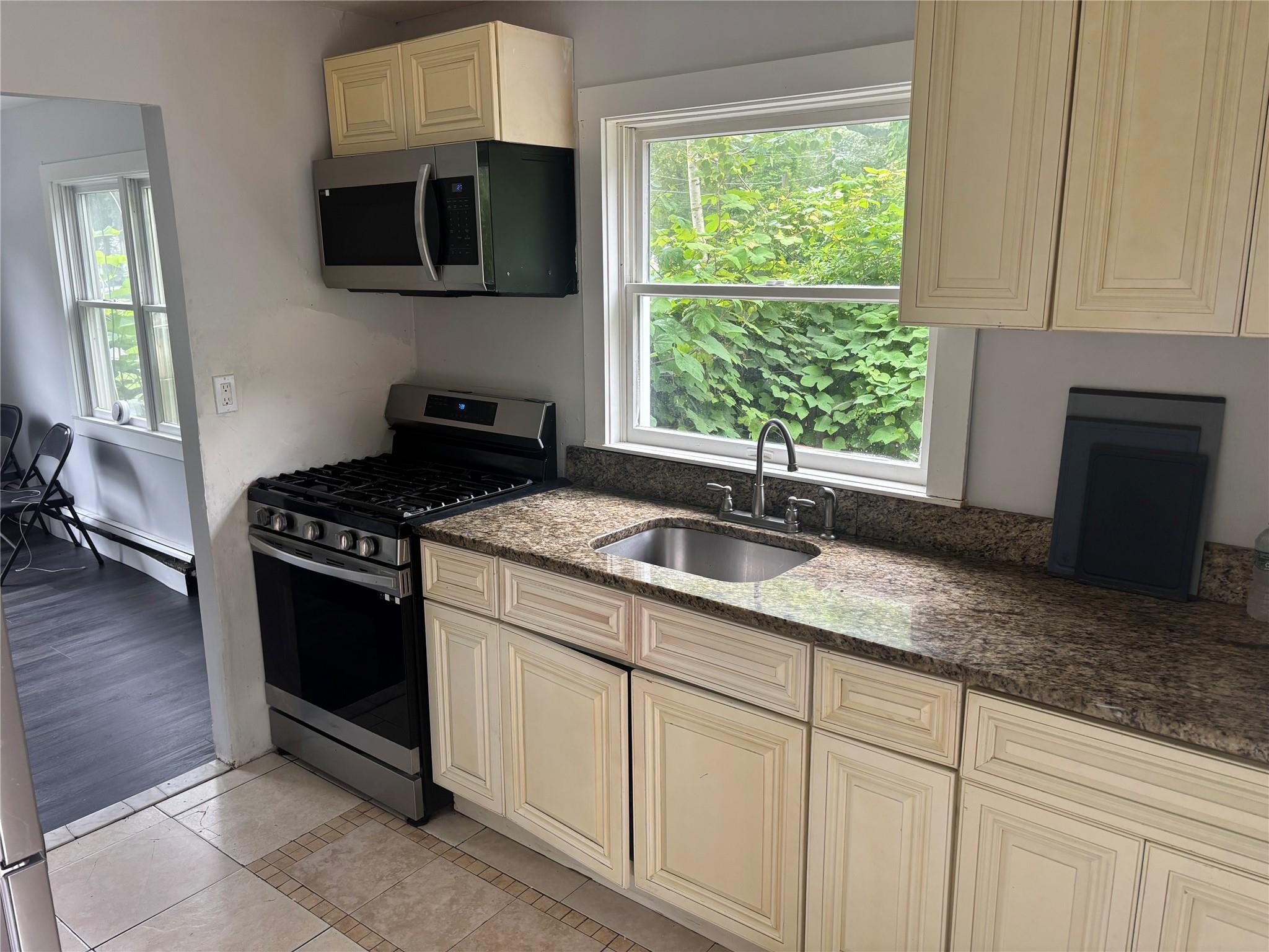 476 Revilo Avenue, Shirley, NY 11967