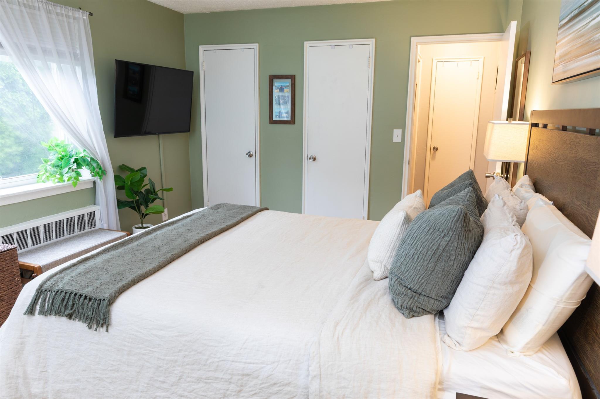 304 Fenimore Road # 7A, Mamaroneck, NY 10543