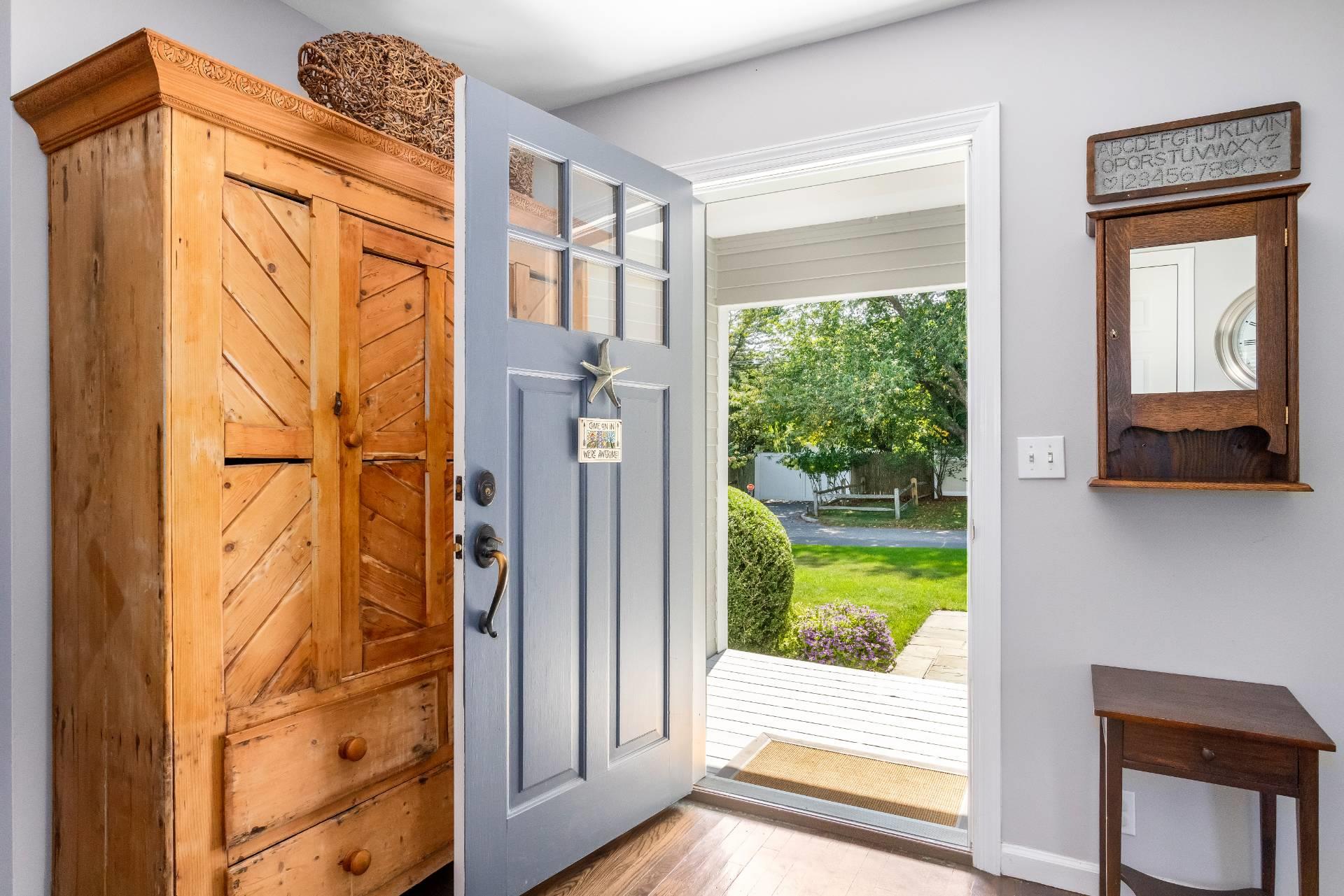 91 Howell Street, Southampton, NY 11968