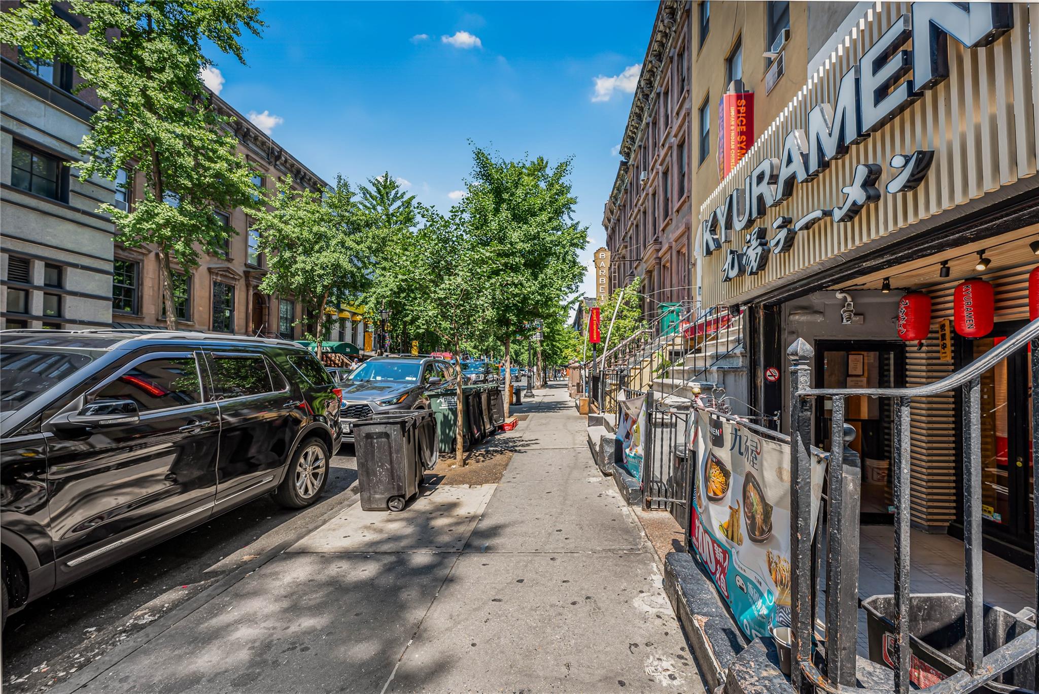 315 W 46 Street, New York (Manhattan), NY 10036