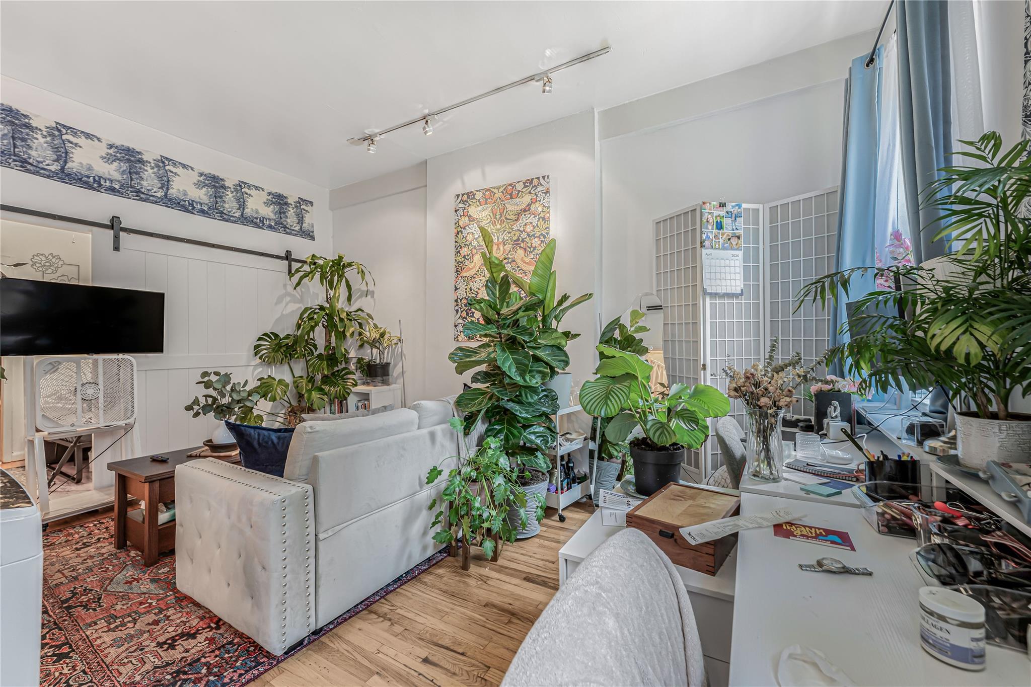 315 W 46 Street, New York (Manhattan), NY 10036