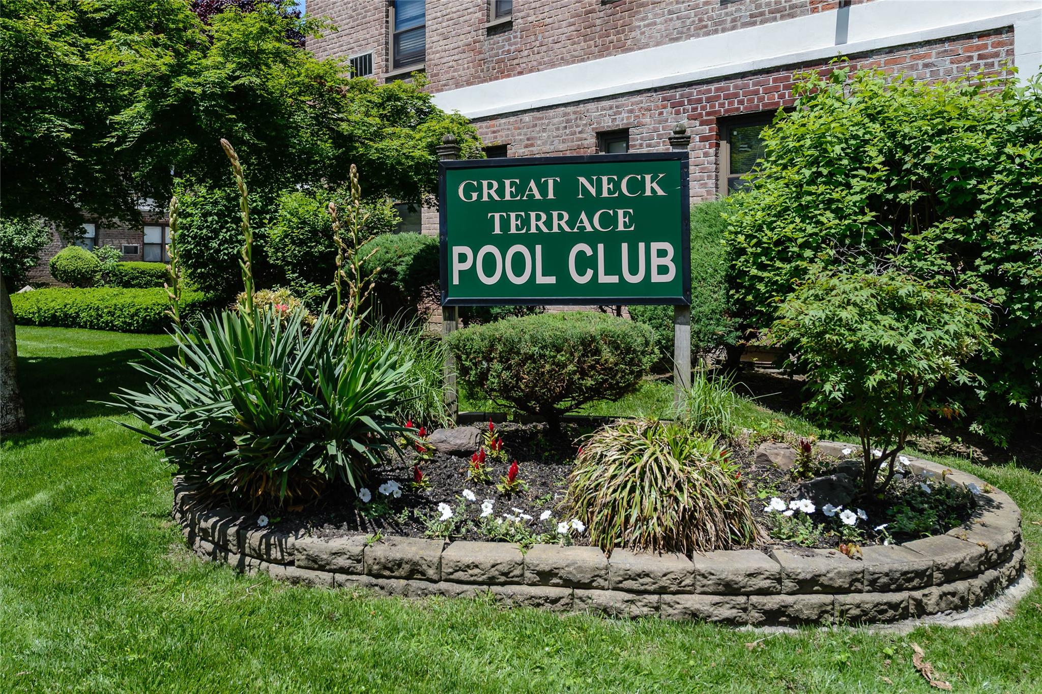 26 Terrace Circle # 9C, Great Neck, NY 11021