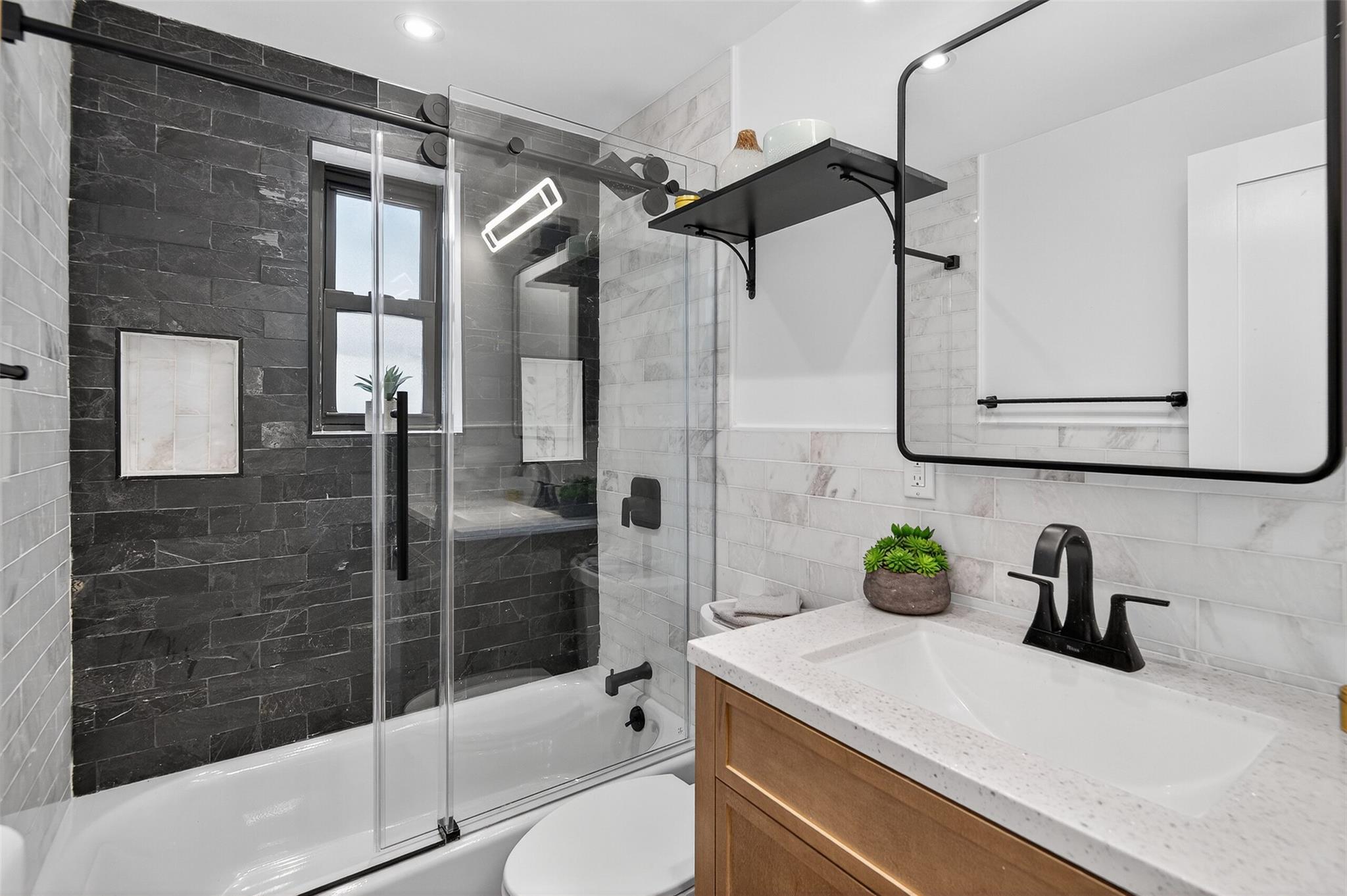 26 Terrace Circle # 9C, Great Neck, NY 11021