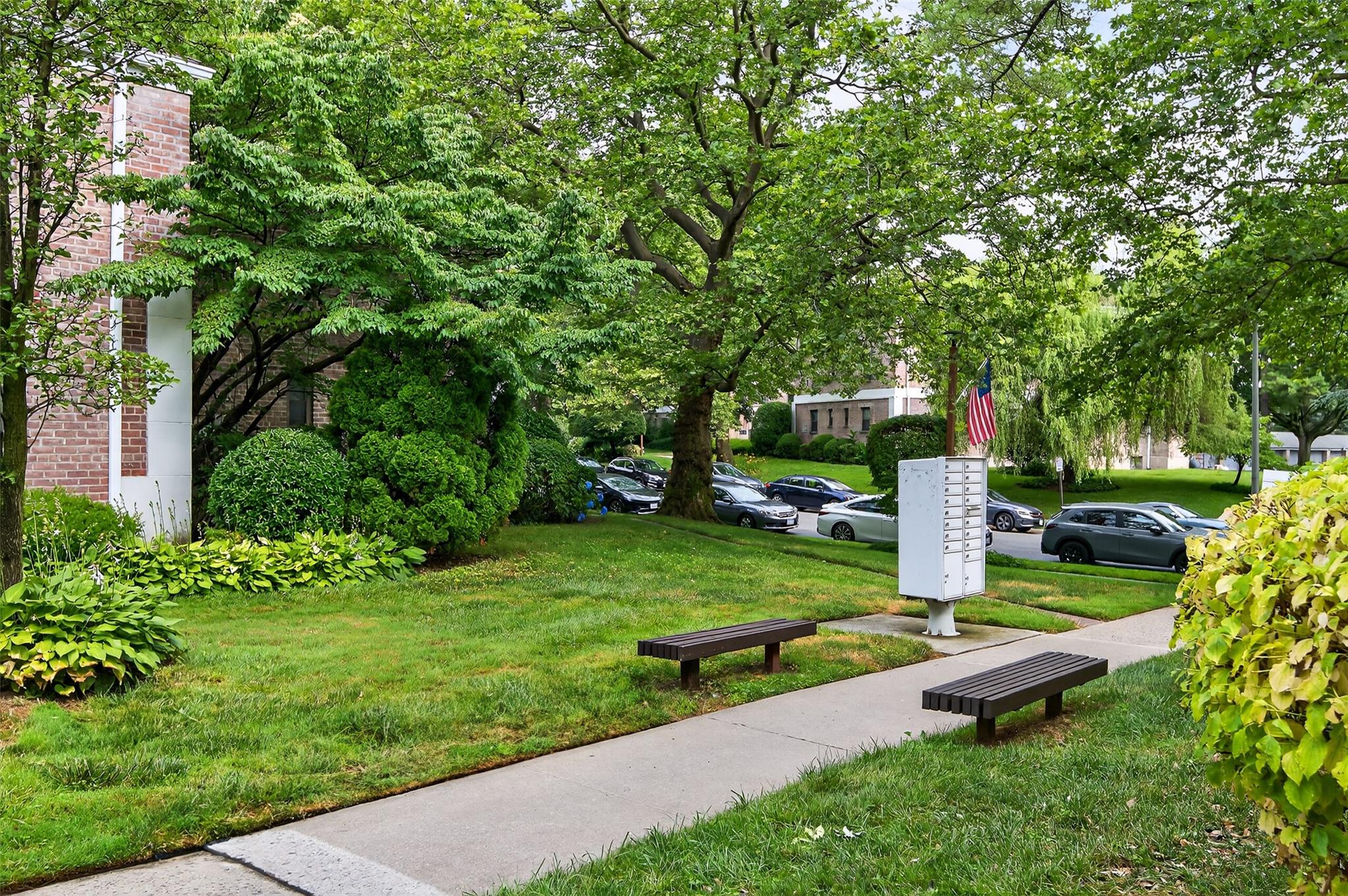 26 Terrace Circle # 9C, Great Neck, NY 11021