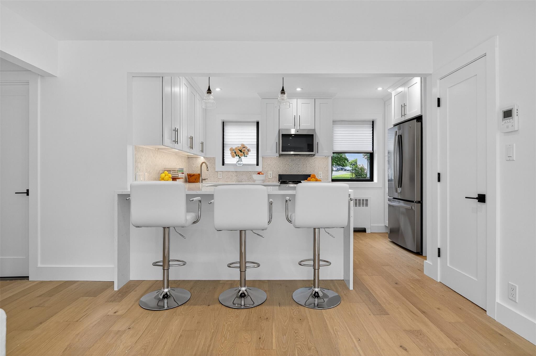 26 Terrace Circle # 9C, Great Neck, NY 11021