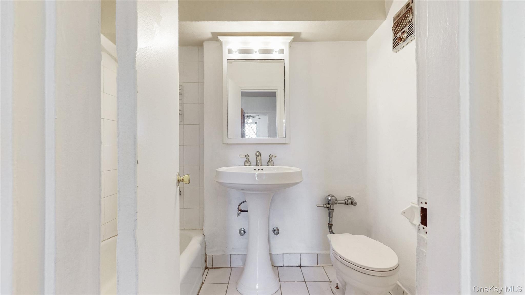 8420 153rd Avenue # 6H, Howard Beach, NY 11414