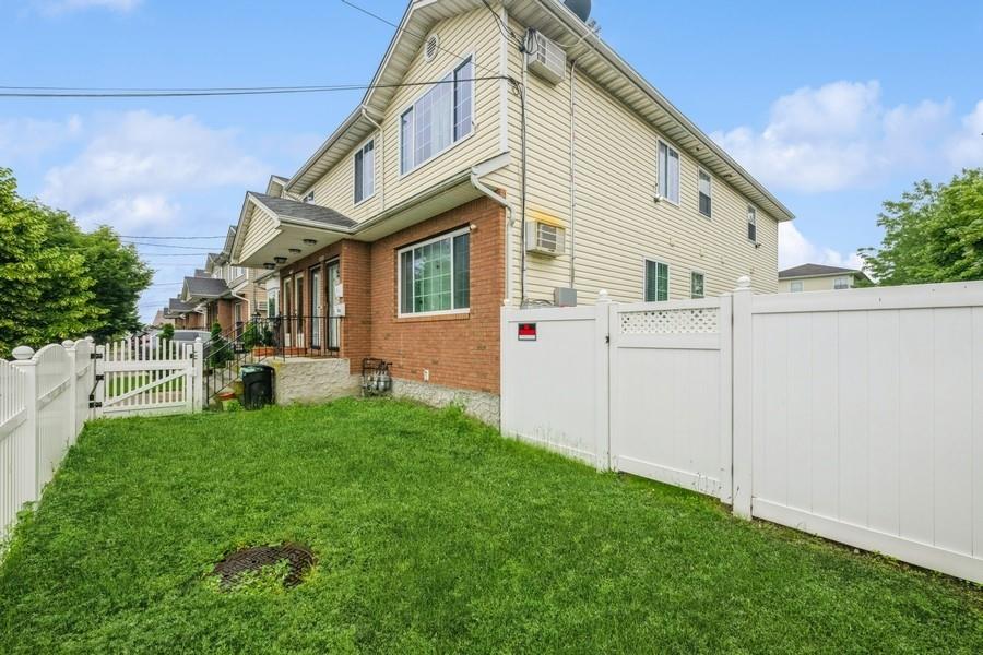 6235 Almeda Avenue, Arverne, NY 11692