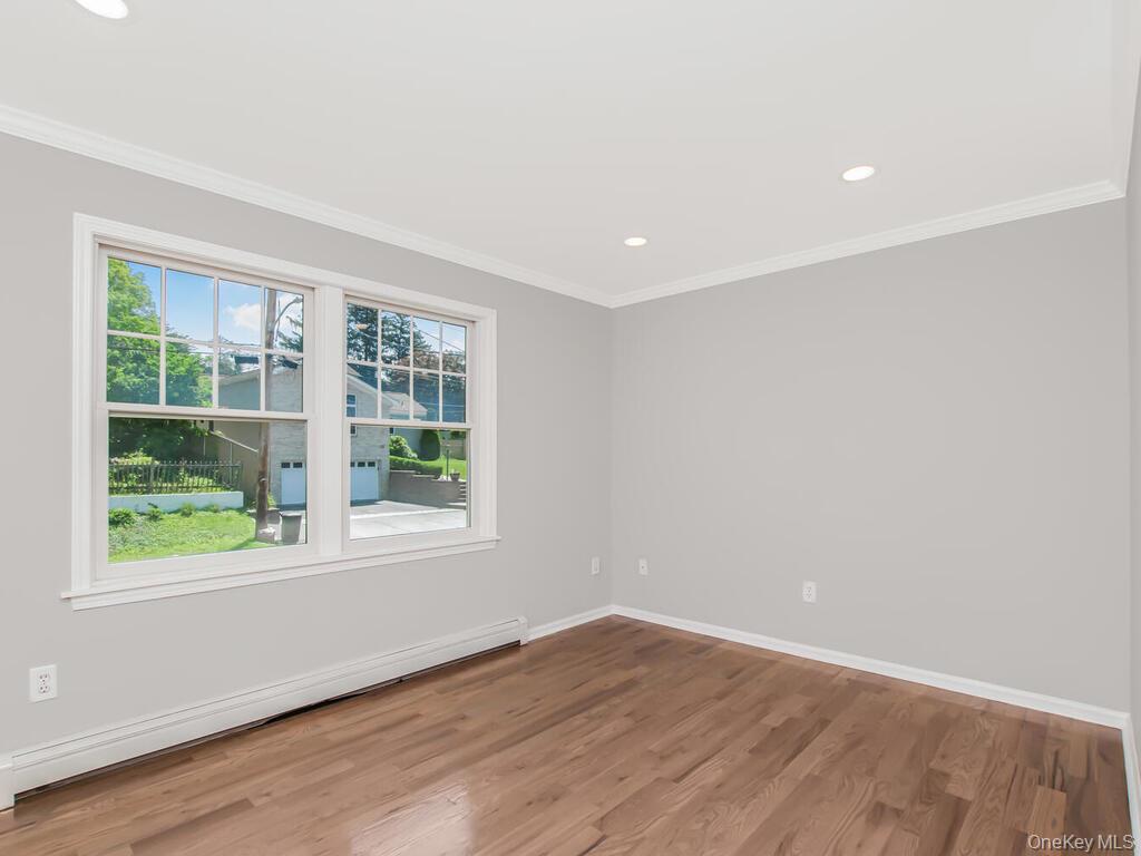 237 Brady Avenue, Hawthorne, NY 10532