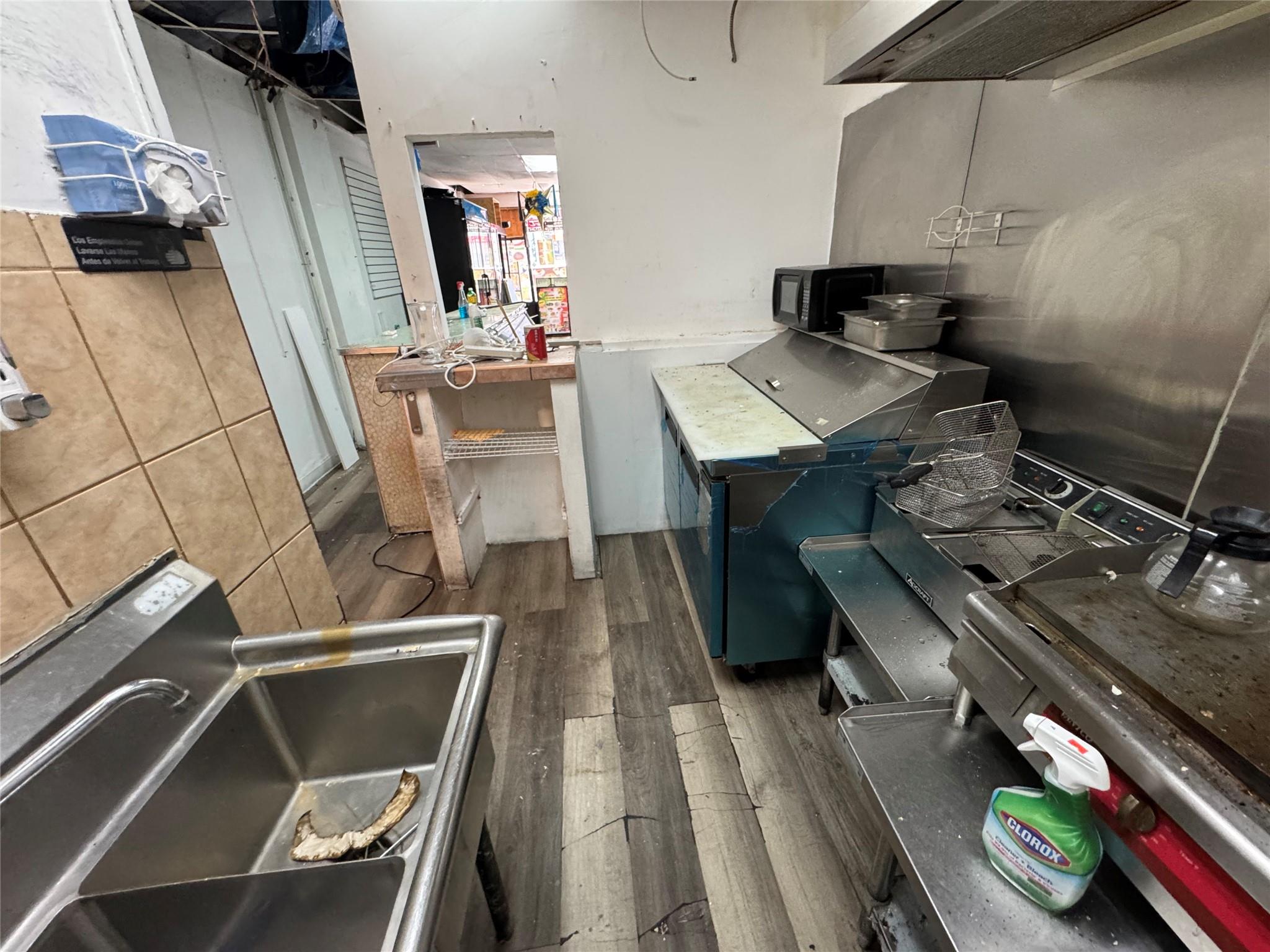 95-15 Northern Boulevard, Corona, NY 11368