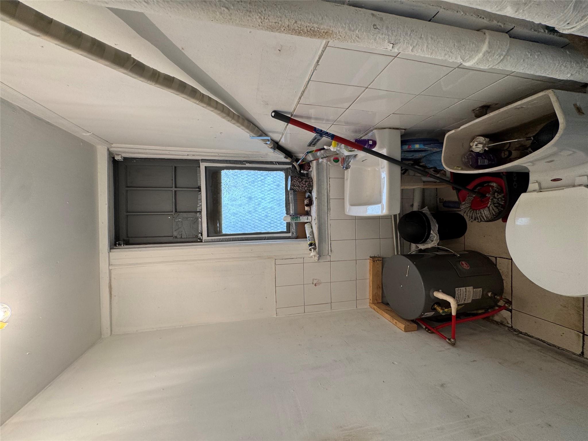 95-15 Northern Boulevard, Corona, NY 11368