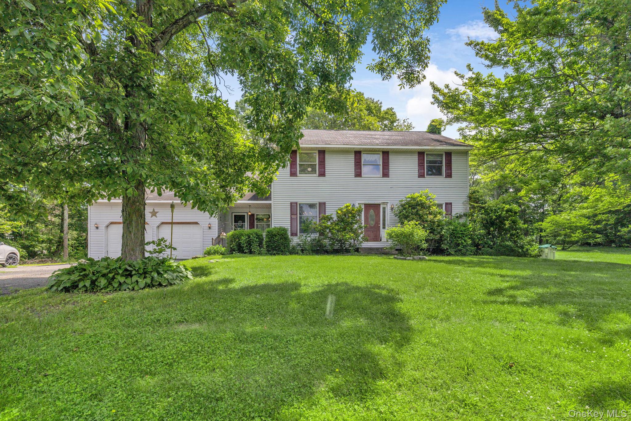 2 Gerri Court, Wallkill, NY 12589