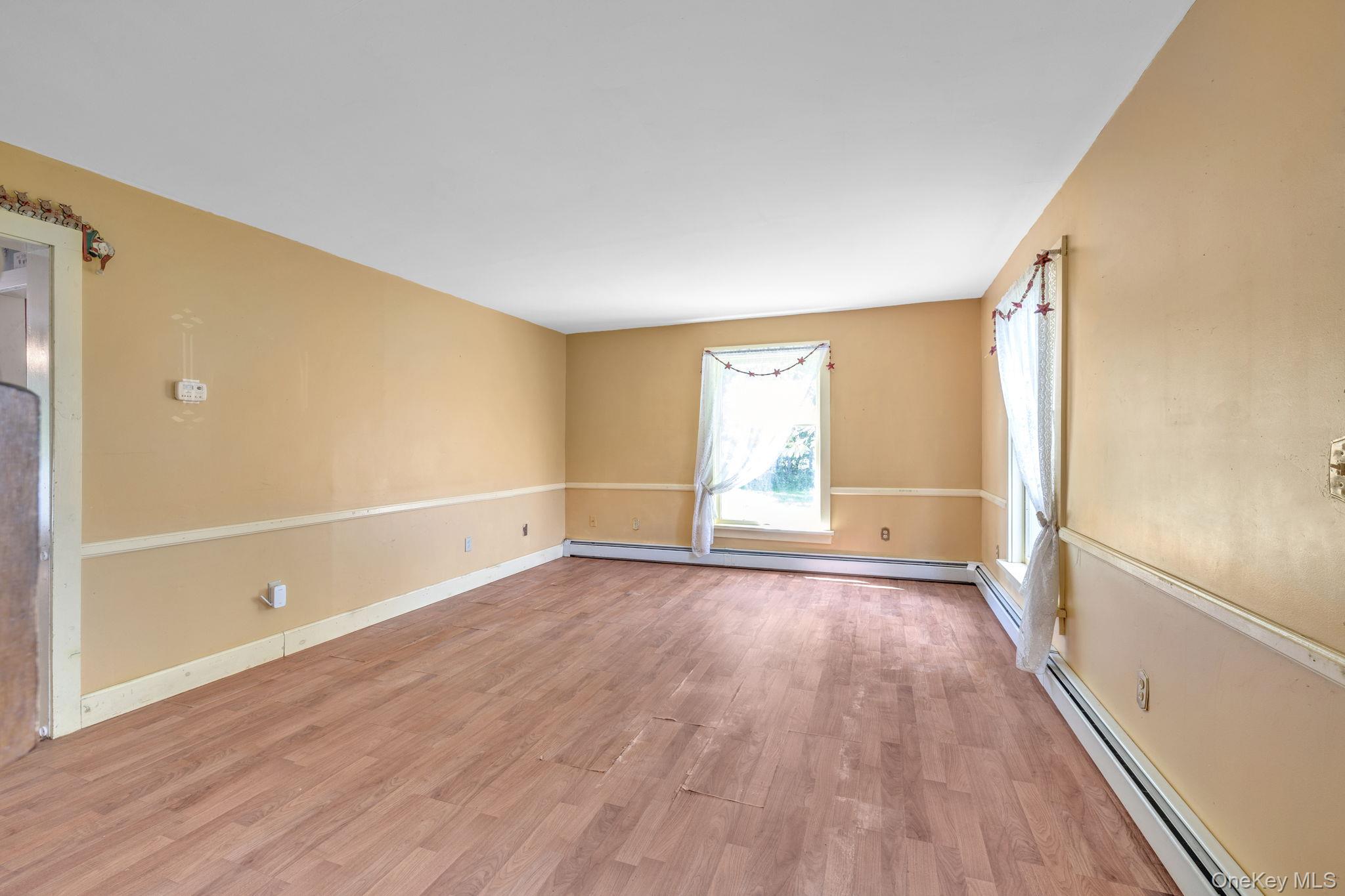 2 Gerri Court, Wallkill, NY 12589