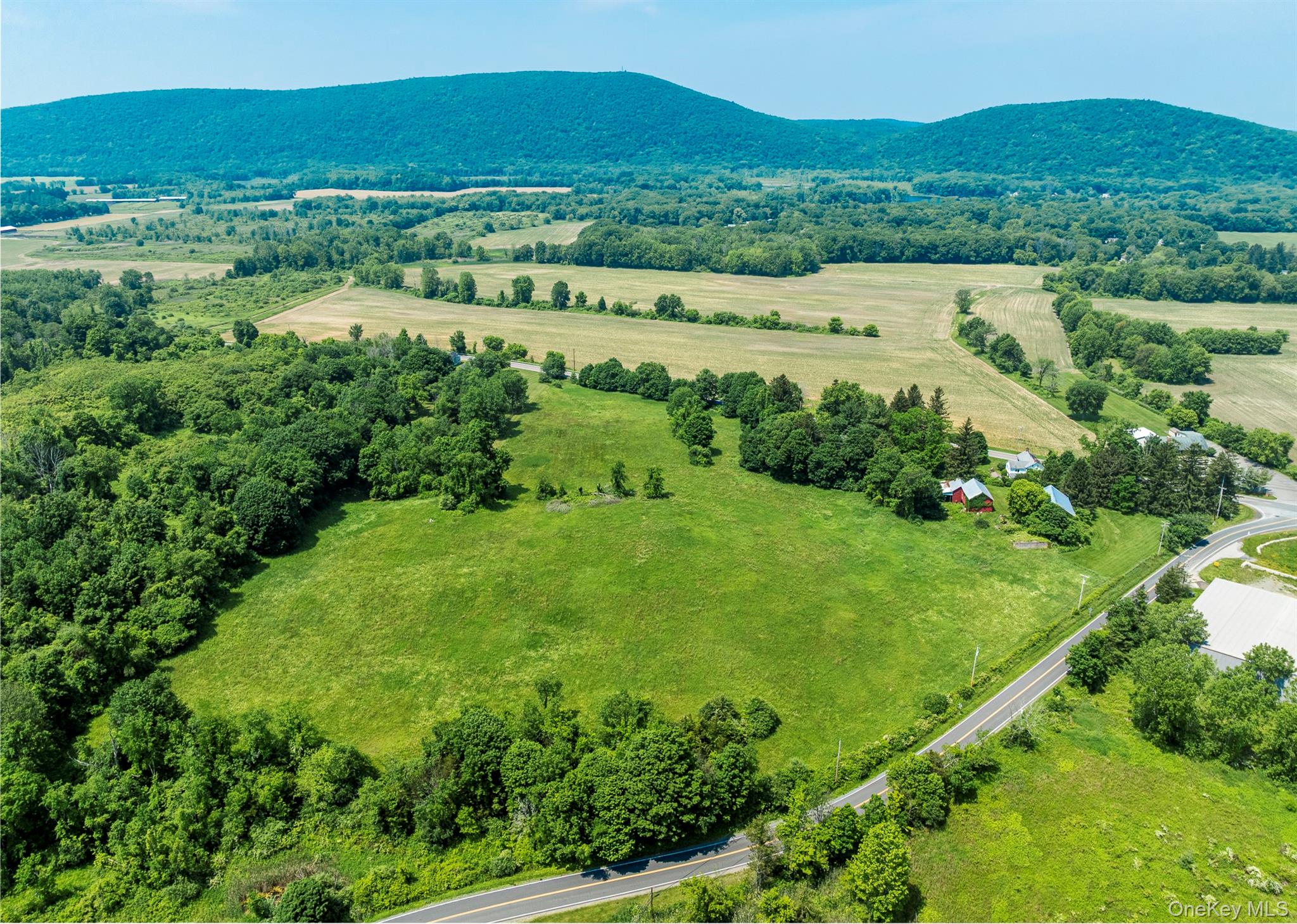 7668 Route 82, Pine Plains, NY 12567