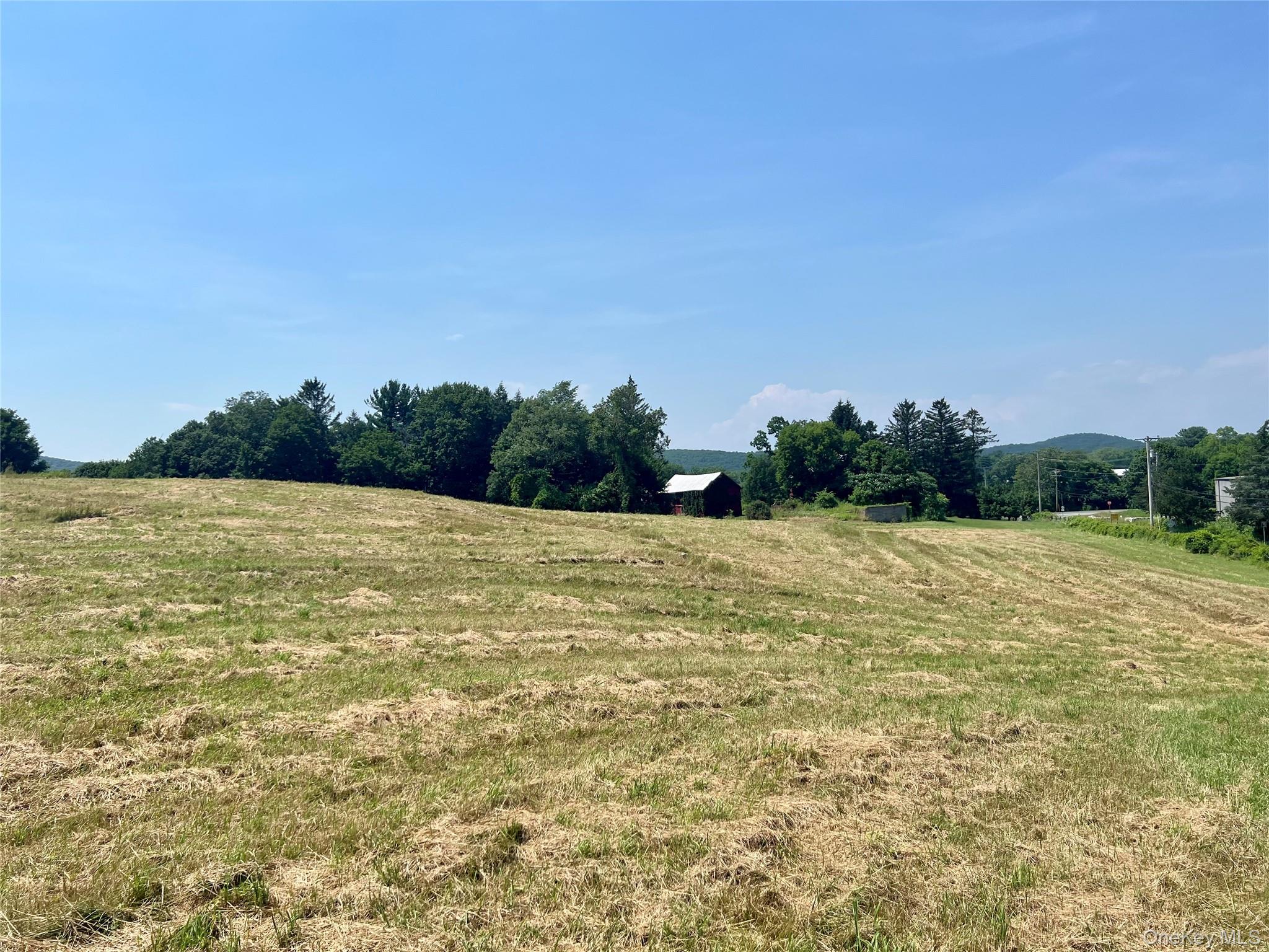 7668 Route 82, Pine Plains, NY 12567