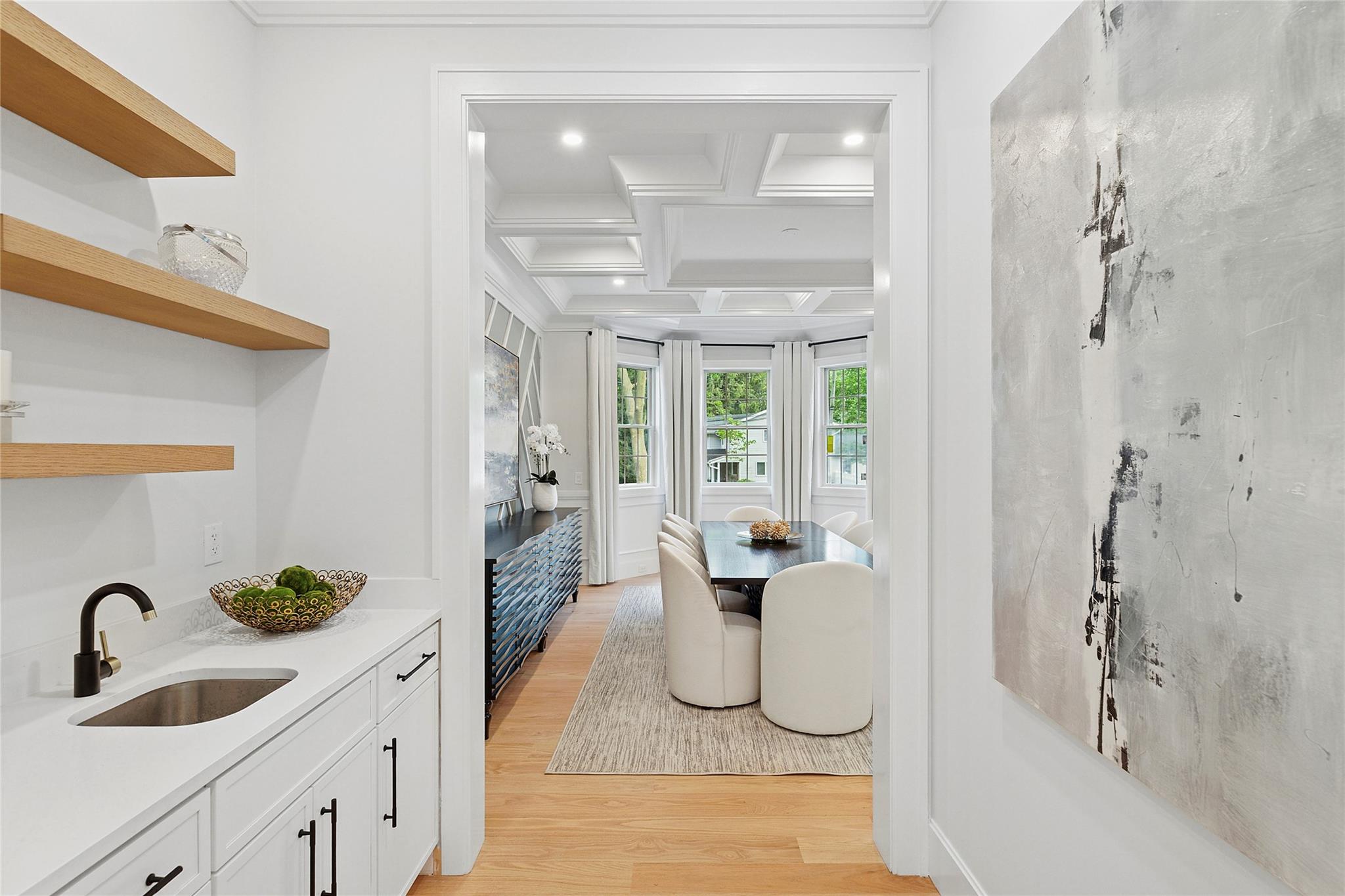 17 Chelsea Place, Dix Hills, NY 11746