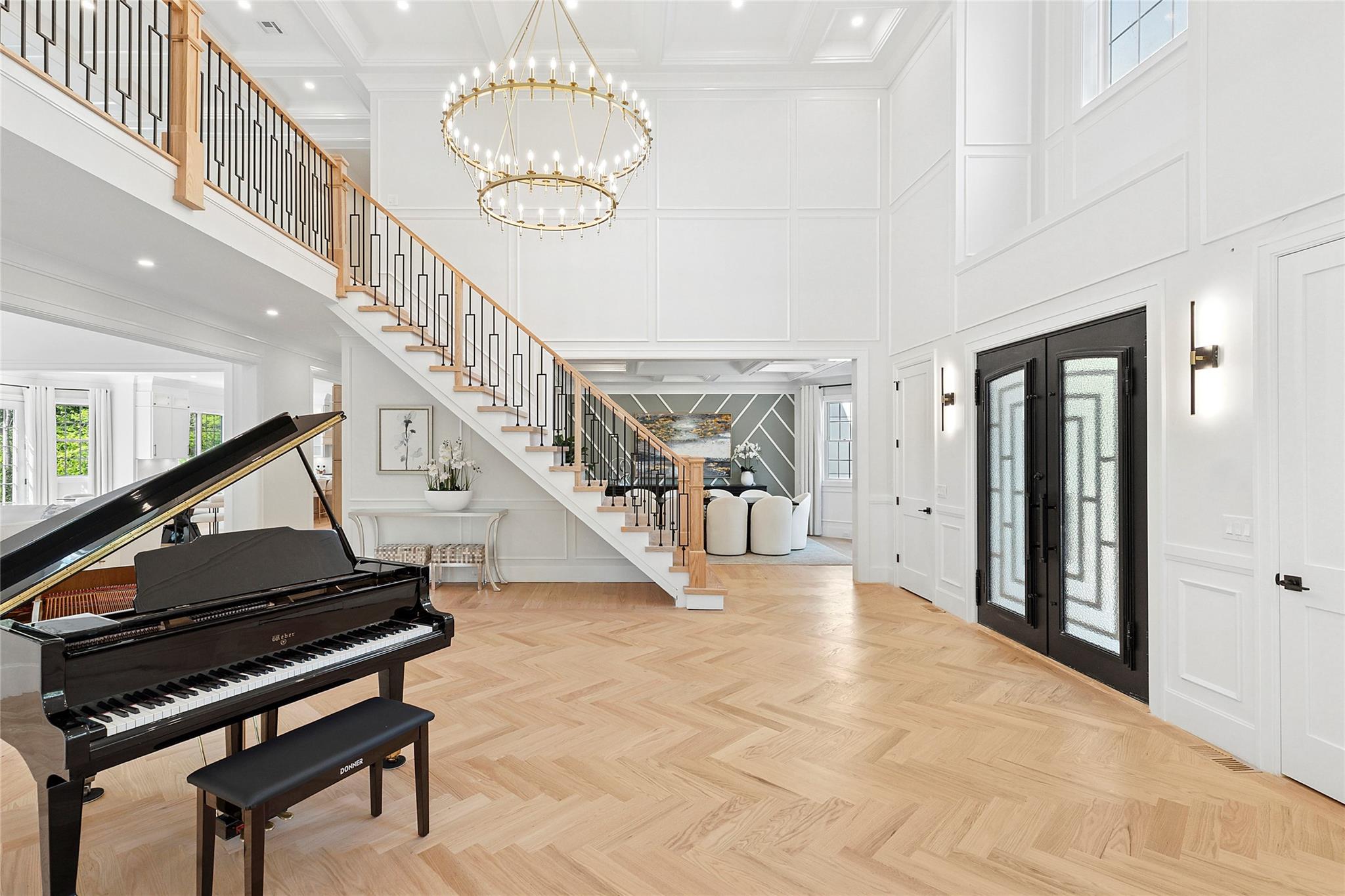 17 Chelsea Place, Dix Hills, NY 11746