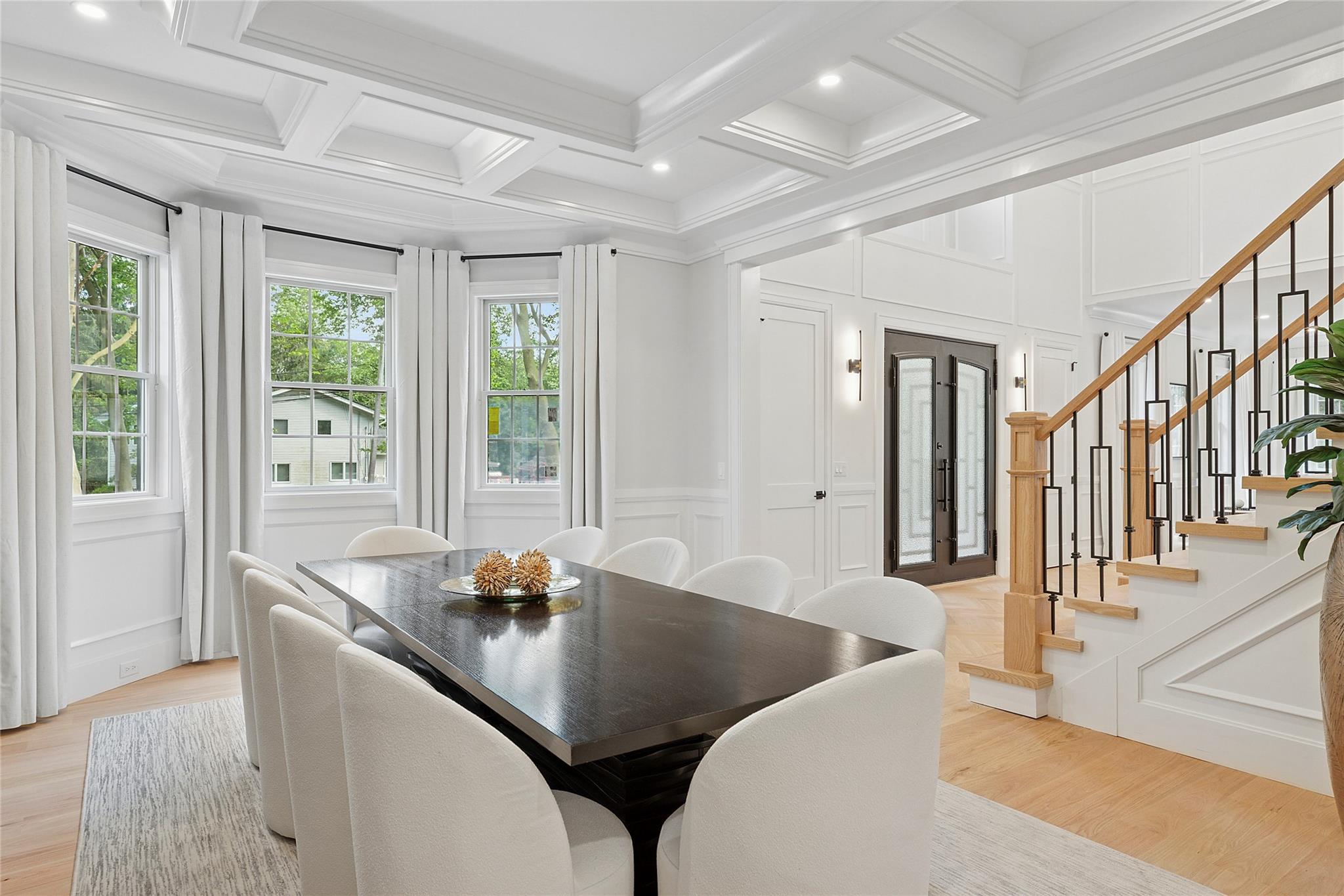 17 Chelsea Place, Dix Hills, NY 11746