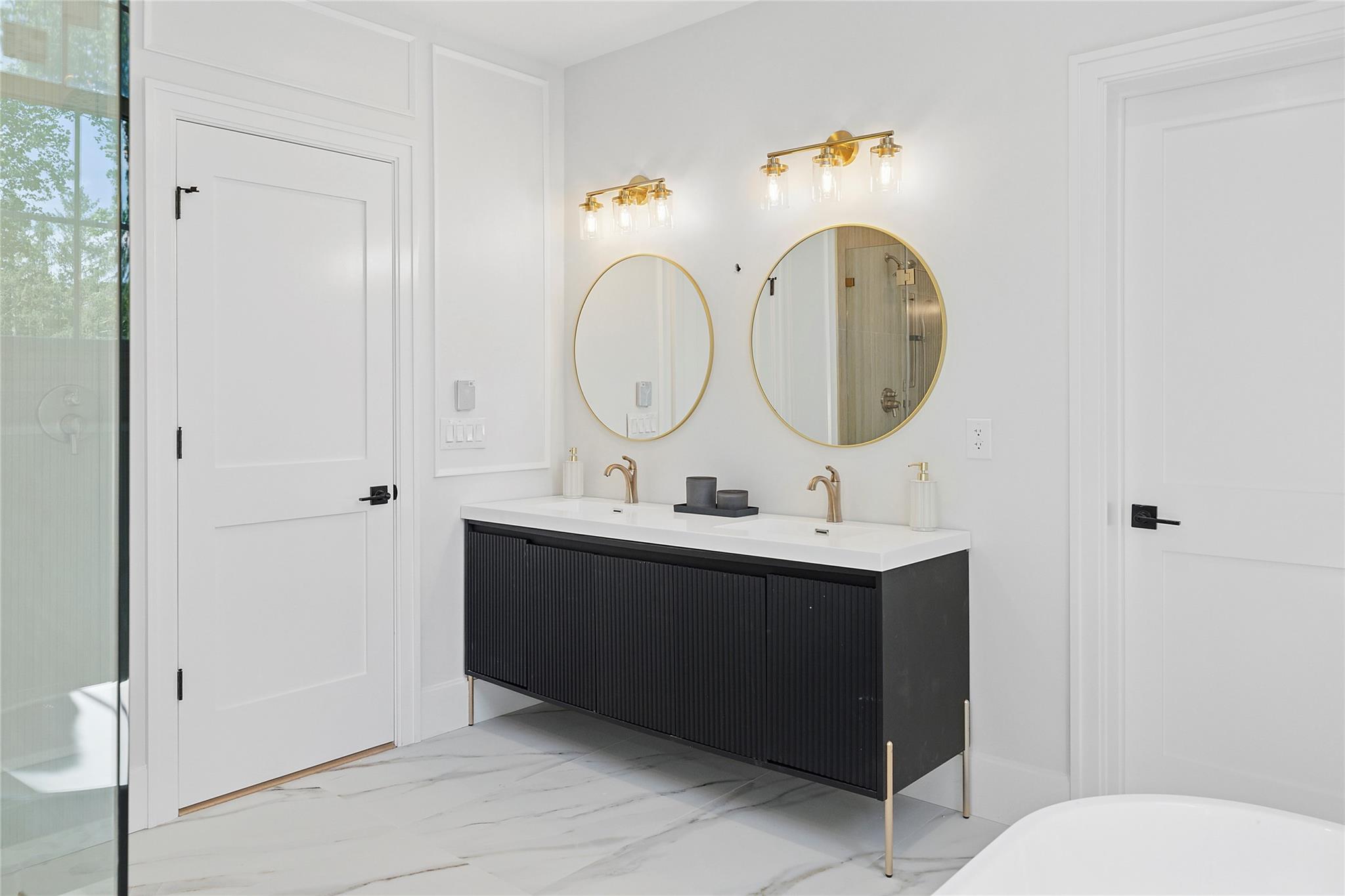 17 Chelsea Place, Dix Hills, NY 11746