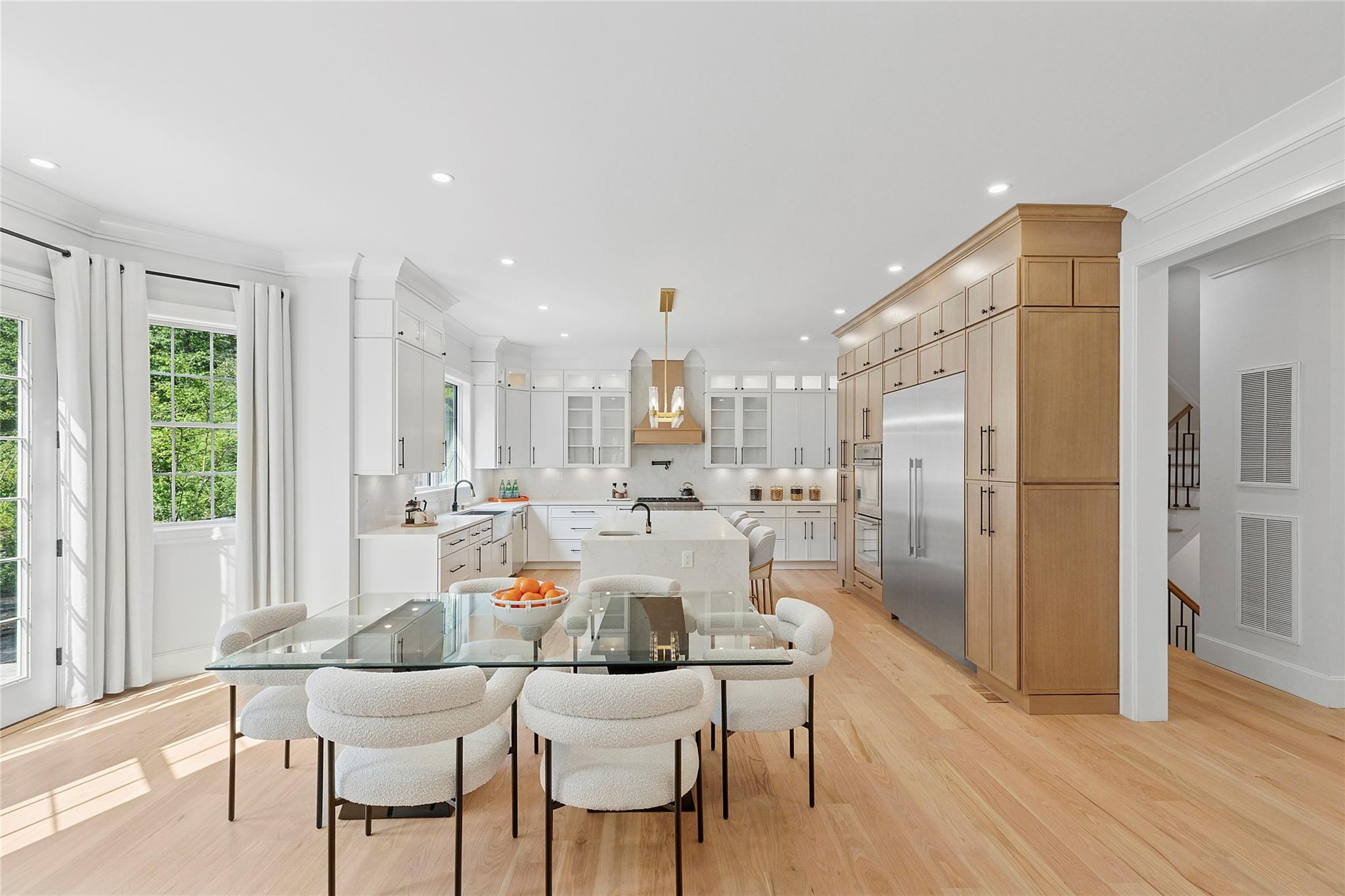 17 Chelsea Place, Dix Hills, NY 11746