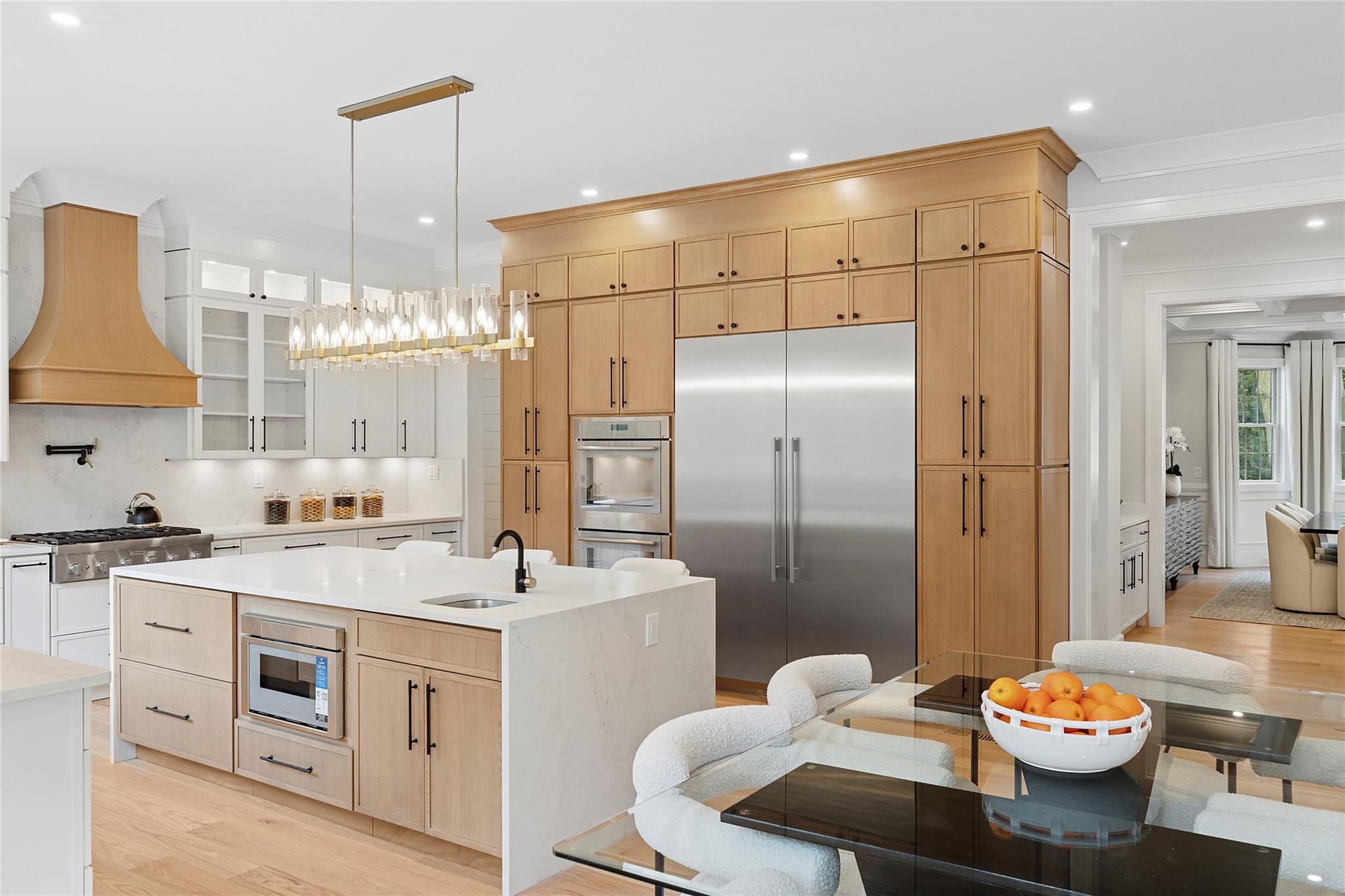 17 Chelsea Place, Dix Hills, NY 11746